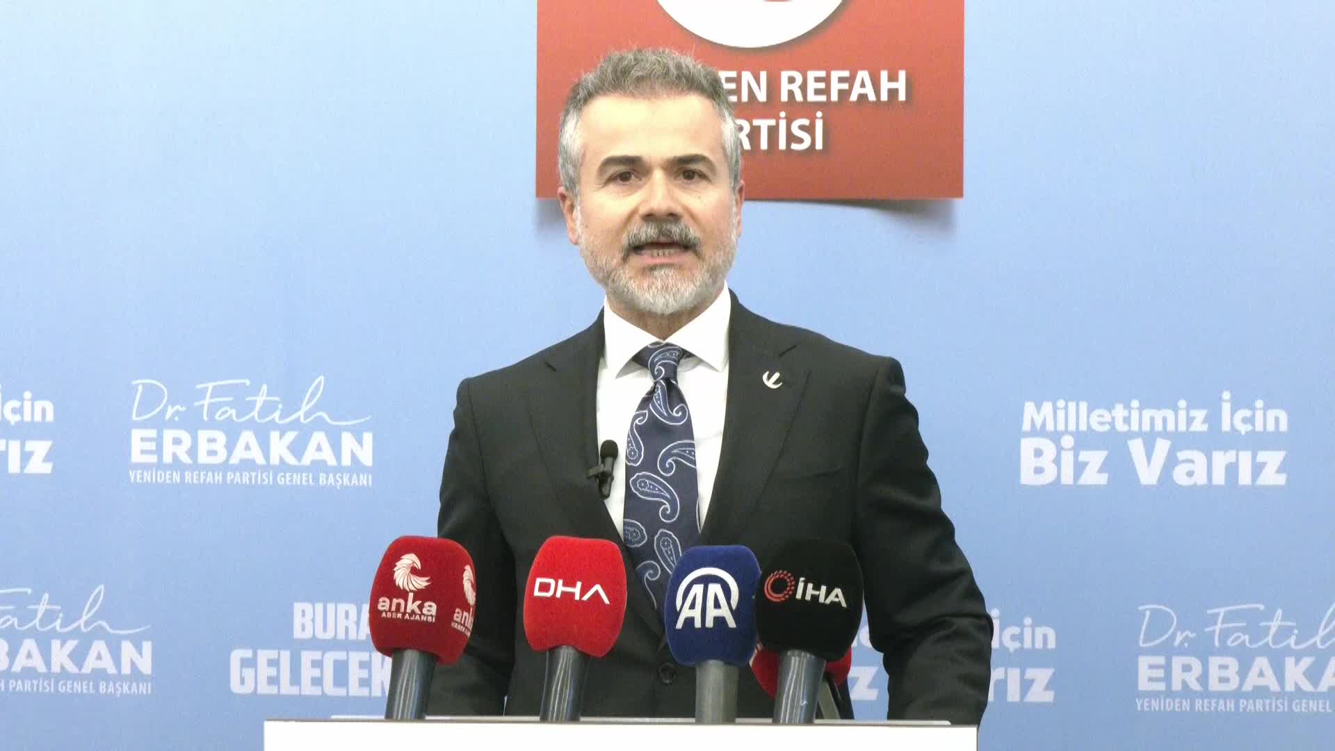  SUAT KILIÇ: “İTTİFAKTA OLMADIĞIMIZ GÖRÜLMEKTE. AMA BU DEMEK DEĞİLDİR Kİ TÜRKİYE’NİN HAYRINA YENİDEN REFAH PARTİSİ GERİ DURACAKTIR”