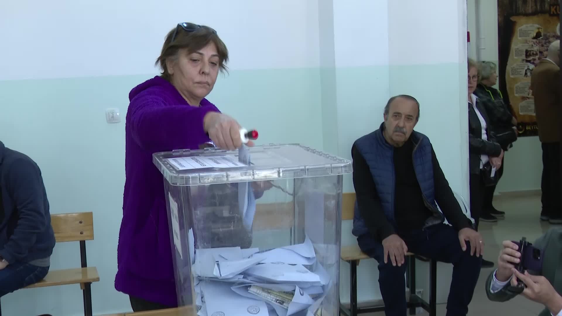 32 İLDE OY VERME İŞLEMİ SONA ERDİ