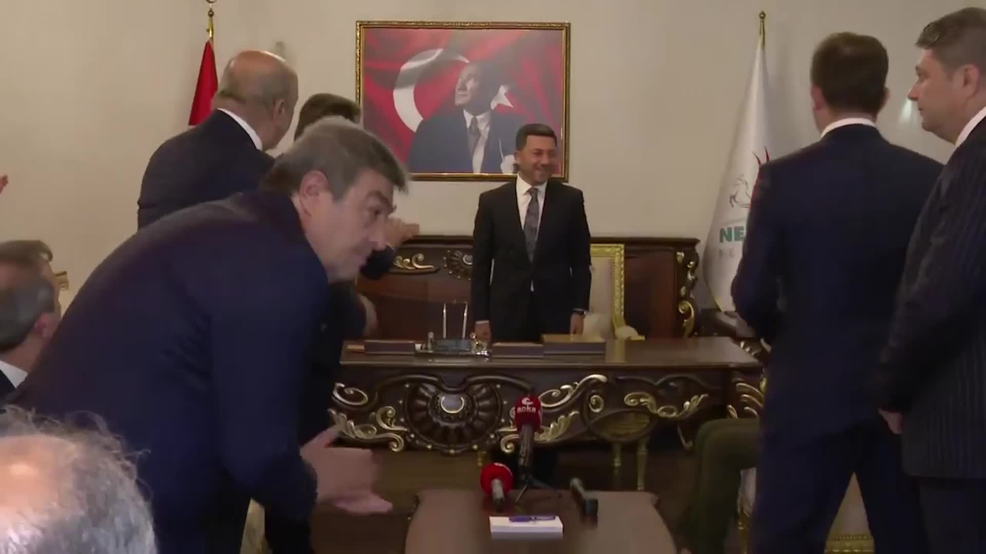 AKŞENER NEVŞEHİR’DE: “OY ORANINA ÜZÜLÜYORUZ. AMA ALDIĞIMIZ YERLERE BAKTIĞIMIZDA SEVİNÇTEN UÇUYORUZ”