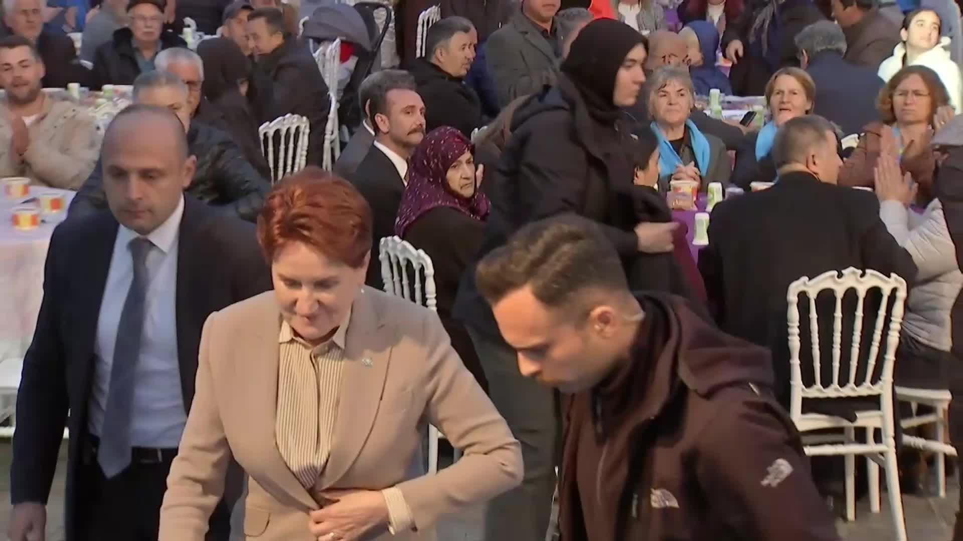 AKŞENER'DEN ÖZEL'E OY TEPKİSİ: "TÜRK SİYASETİNDE BU ŞEKİLDE BİR AYIP ASLA OLMAMIŞTIR"