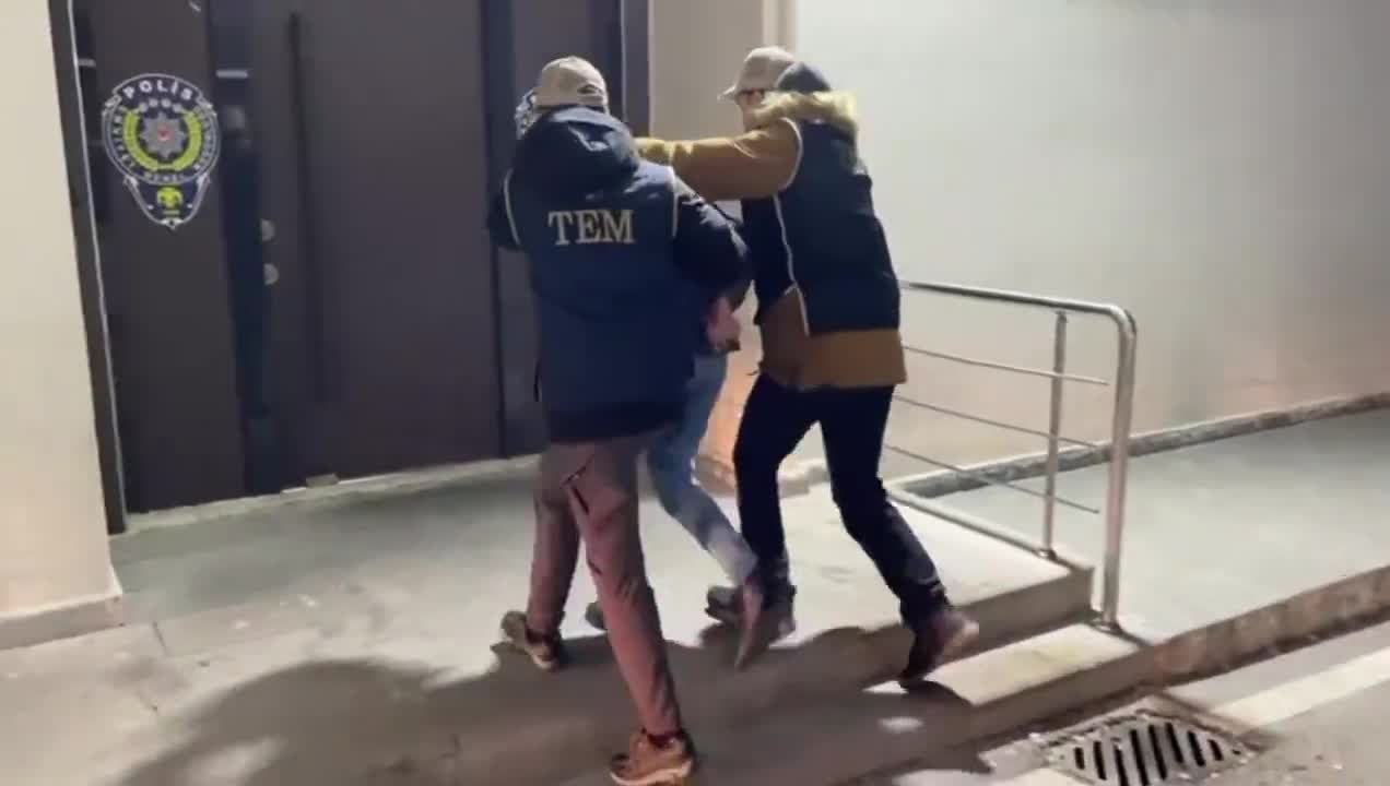 ALİ YERLİKAYA: “‘KAHRAMANLAR-48’ OPERASYONUNDA YABANCI UYRUKLU 15 ŞÜPHELİ YAKALANDI”