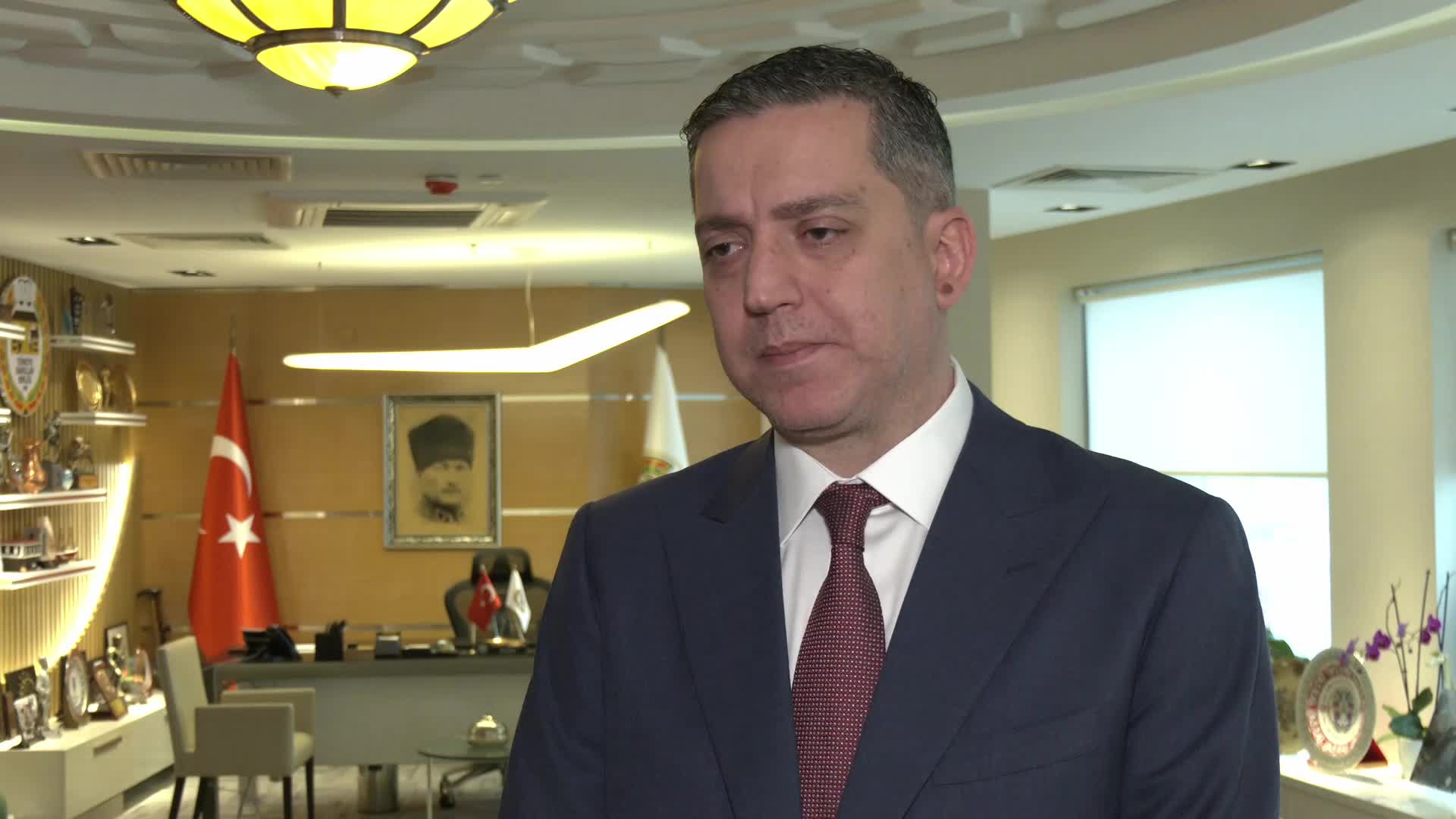 ANAYASA DEĞİŞİKLİĞİ TARTIŞMALARI... TBB BAŞKANI SAĞKAN: "İLK ÜÇ MADDENİN TARTIŞMA KONUSU DAHİ EDİLMEYECEĞİ AÇIKLANMADIĞI MÜDDETÇE BİZ ANAYASA TARTIŞMALARININ İÇİNDE YER ALIP ONA MEŞRUİYET KAZANDIRACAK BİR TAVIR İÇİNDE OLMAYIZ"