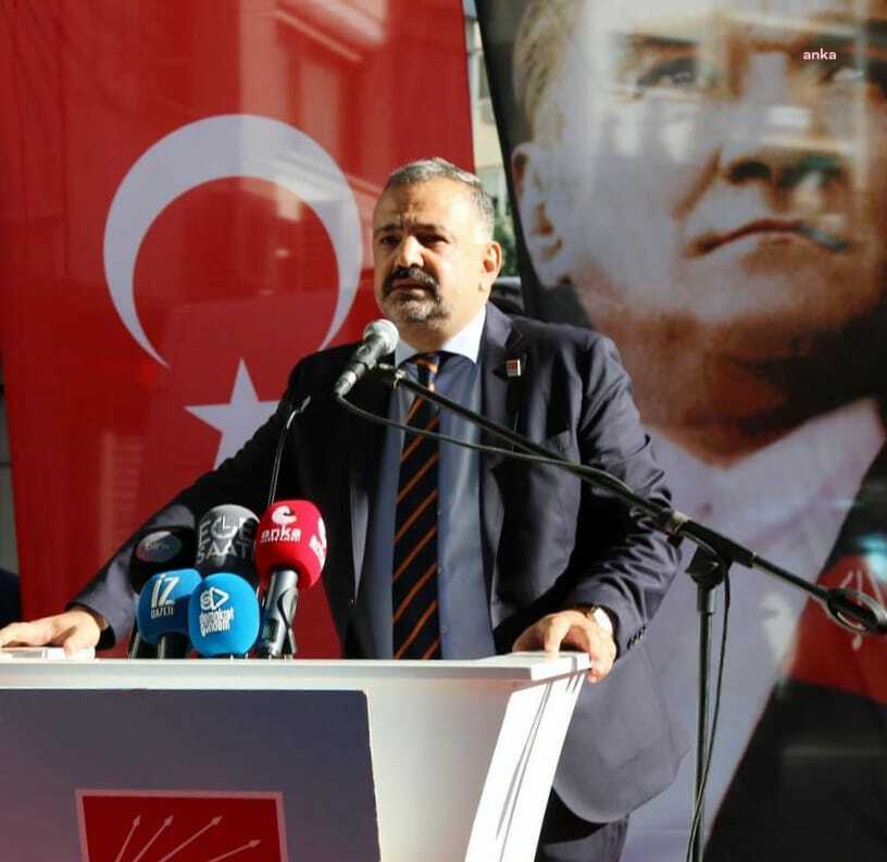 ASLANOĞLU’NDAN SKANDAL ZİYARETE SERT TEPKİ: “VATAN HAİNİNİN MEZARINA SABİLERİ GÖTÜRÜYORLAR”