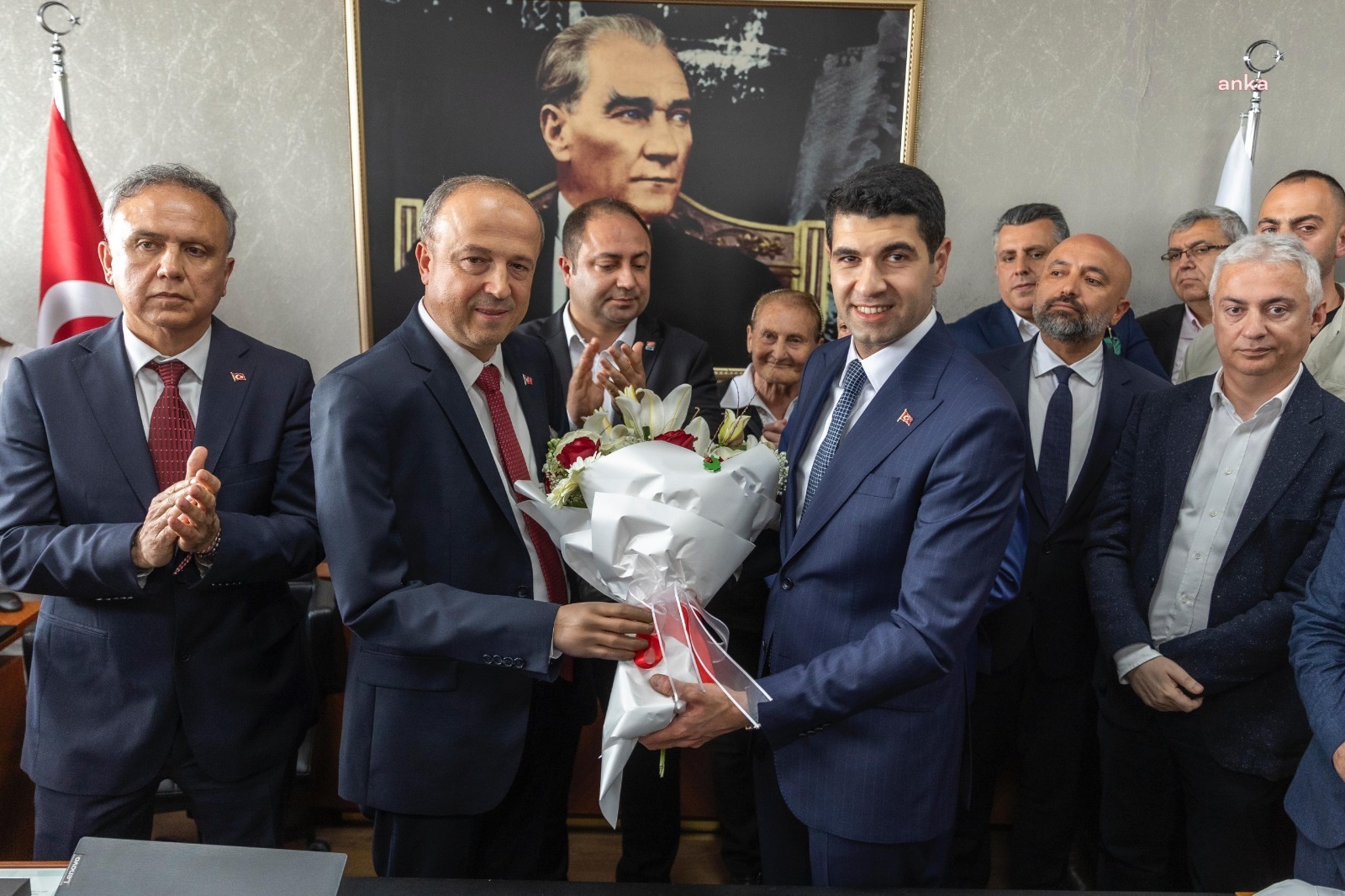 AVCILAR BELEDİYE BAŞKANI ÇAYKARA, GÖREVİ DEVRALDI: TÜRKİYE'DE YAŞADIĞIMIZ BAŞARIYI, 5 YIL BOYUNCA TAÇLANDIRACAĞIZ