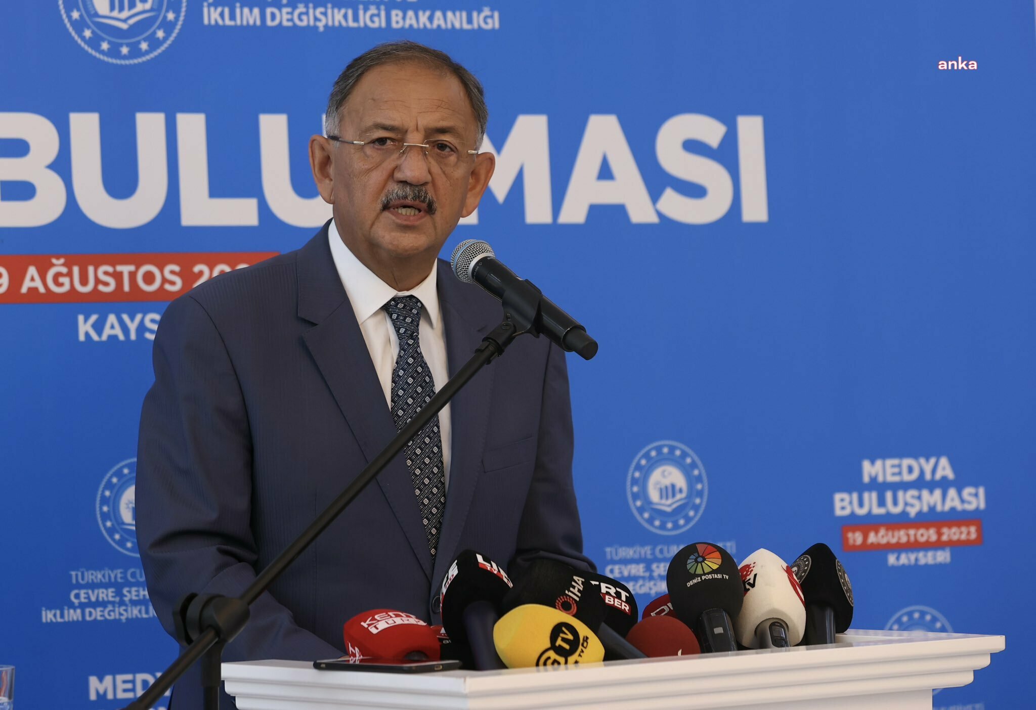 BAKAN ÖZHASEKİ'DEN VATANDAŞLARA 'ORMAN YANGINI' VE 'SICAK' UYARISI