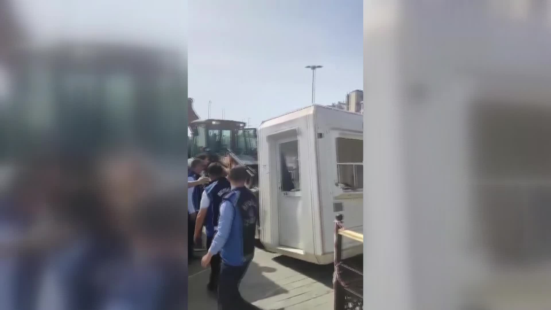 BEYOĞLU BELEDİYESİ KARAKÖY SAHİLİNİ TEKRAR KAMUYA AÇTI