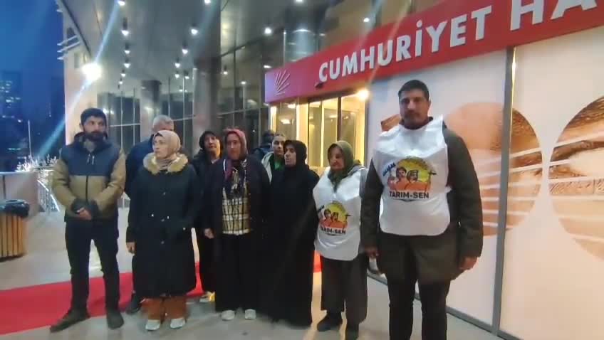 CHP DEVREYE GİRDİ, AGROBAY İŞÇİLERİ İÇİN UMUT IŞIĞI BELİRDİ...SENDİKA BAŞKANI KOCAGÖZ: "YARIN AVUKATIMIZ AGROBAY AVUKATIYLA GÖRÜŞECEK, MÜZAKERE SÜRECİ BAŞLATACAĞIZ"