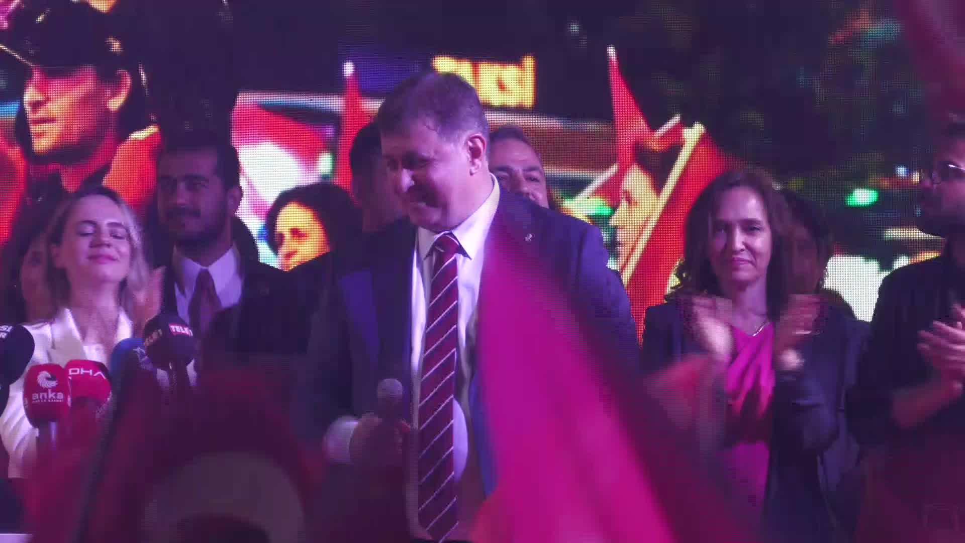 CHP İZMİR BÜYÜKŞEHİR BELEDİYE BAŞKAN ADAYI CEMİL TUGAY: “TÜRKİYE'NİN HER YERİNDE CHP BİRİNCİ PARTİ OLDU”