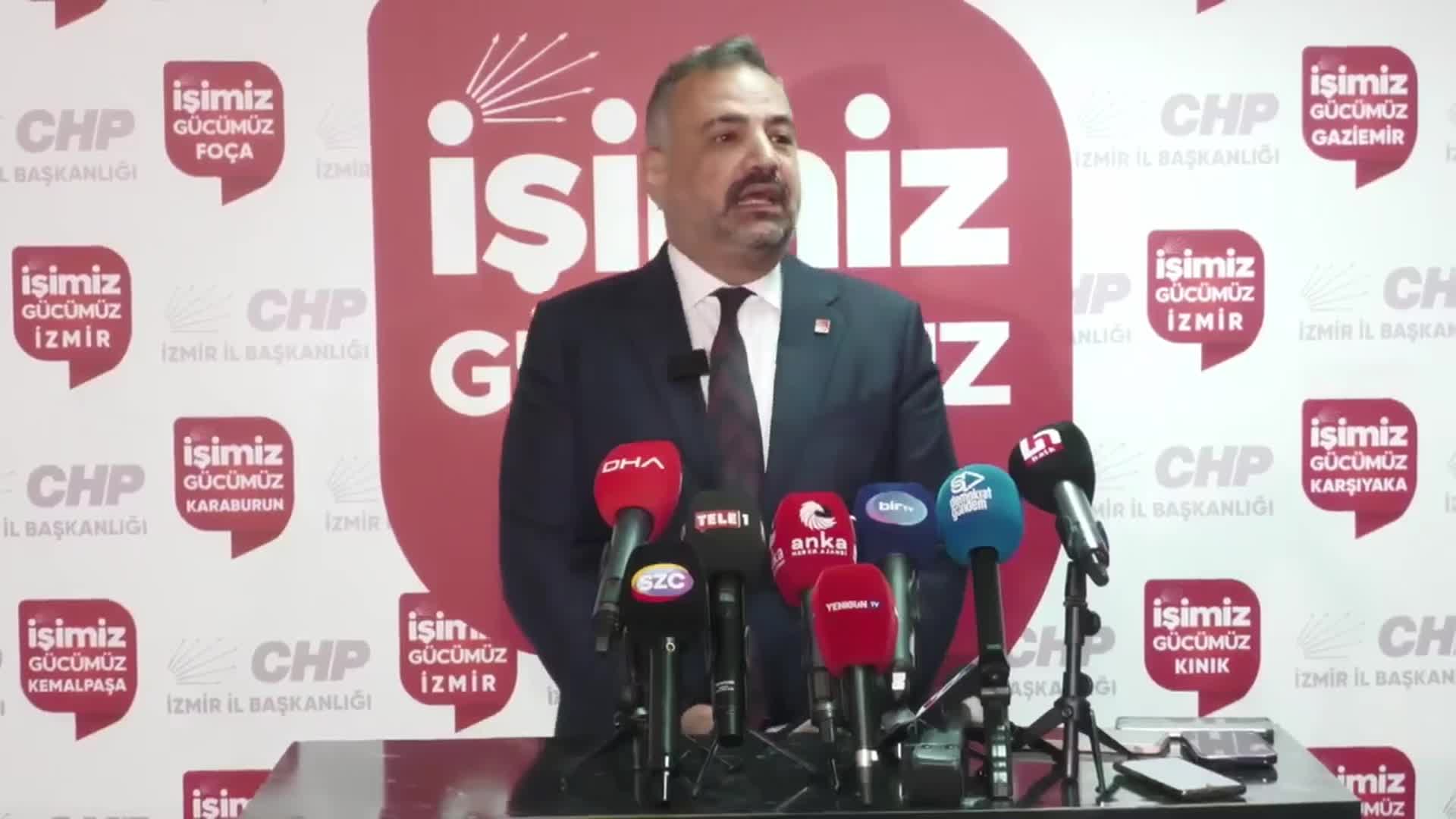 CHP İZMİR İL BAŞKANI ŞENOL ASLANOĞLU'NDAN SEÇİM SONUÇLARINA İLİŞKİN İLK AÇIKLAMA: "29 İLÇEDE BÜYÜKŞEHİR ADAYIMIZ ÖNDE"