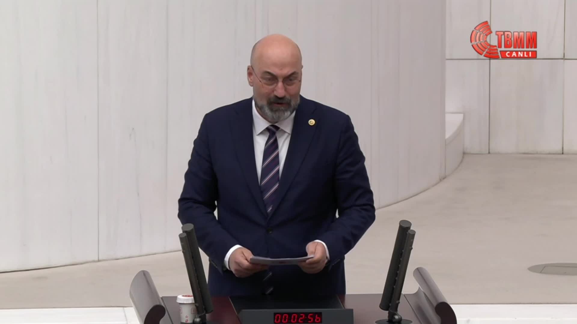 CHP MİLLETVEKİLİ AÇIKEL: "'68 BİN ÖĞRETMEN İHTİYACIMIZ VAR' DEYİP 20 BİN ÖĞRETMEN ATAMASINI MÜJDE OLARAK SUNMAK AYMAZLIKTIR"