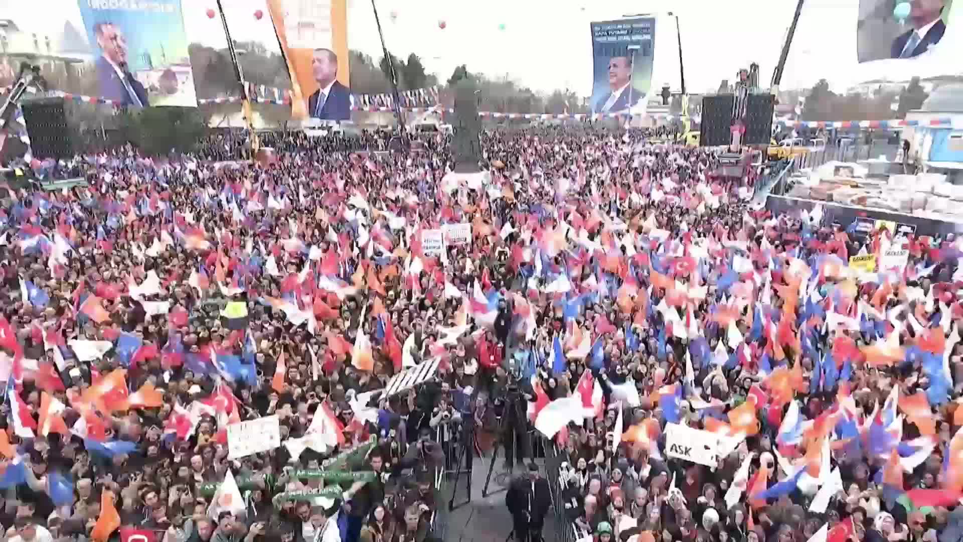 CUMHURBAŞKANI ERDOĞAN: "ESKİ TÜRKİYE İLE YENİ TÜRKİYE ARASINDAKİ FARKI EN İYİ KONYA'DA GÖRMEK MÜMKÜN"