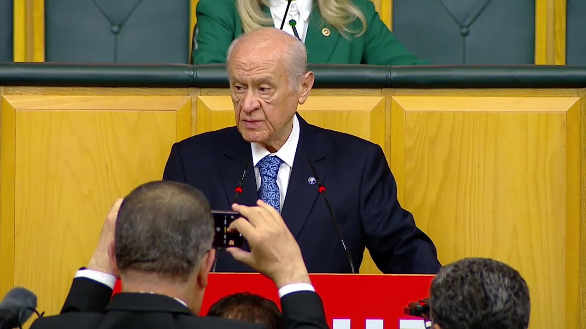 DEVLET BAHÇELİ: "BİRKAÇ EMNİYET MÜDÜRÜNÜN AÇIĞA ALINMASIYLA GEÇİŞTİRİLEMEYECEK BİR KOMPLO DEVREDE, HEDEF CUMHUR İTTİFAKI"