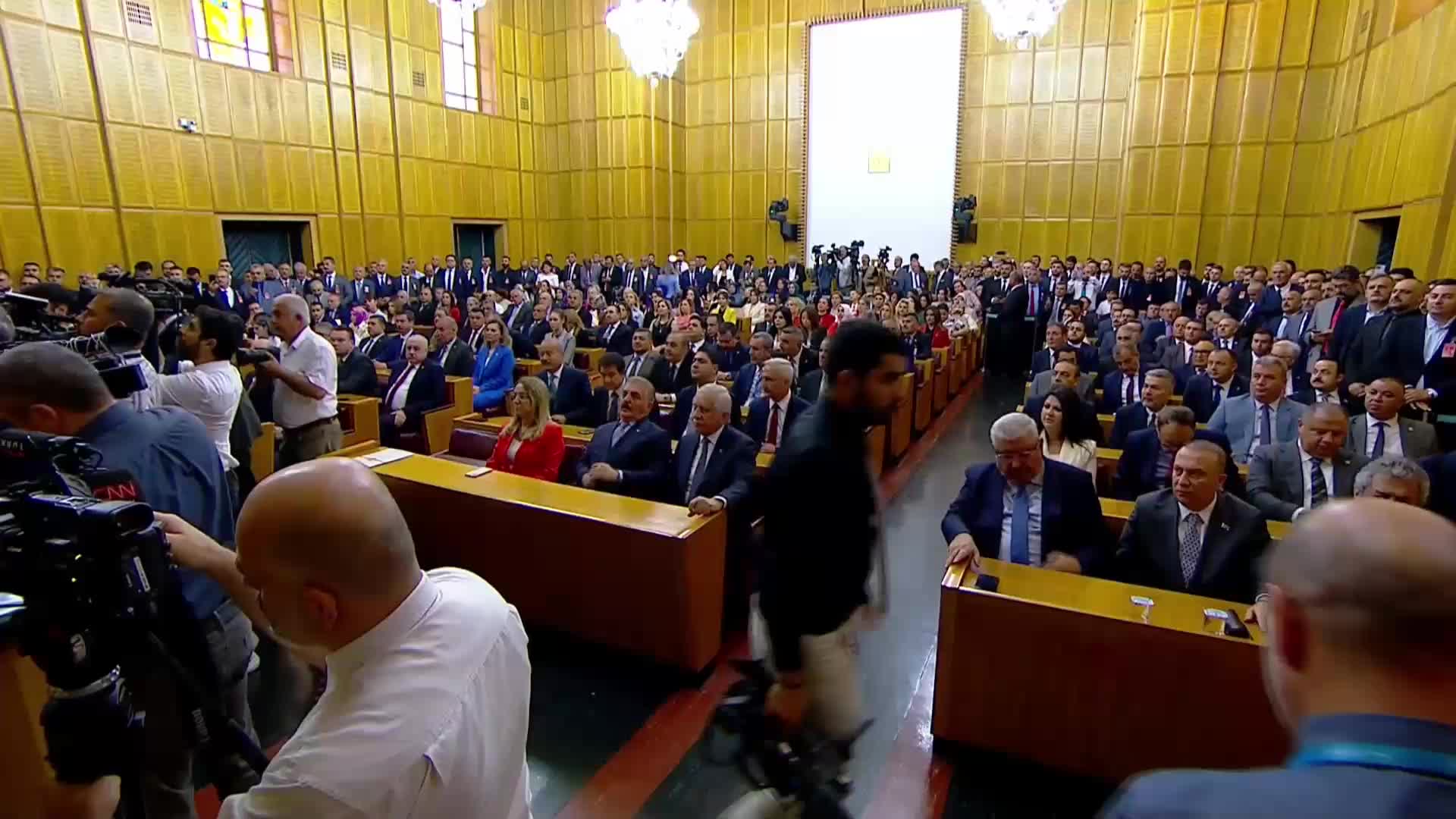 Devlet Bahçeli: "Ülkücüyü, Ülkü Ocakları'yla ayrıştırmanın, dahası terörle ilişkilendirmenin düşünü kuranlar eninde sonunda mağlup olacaklar"