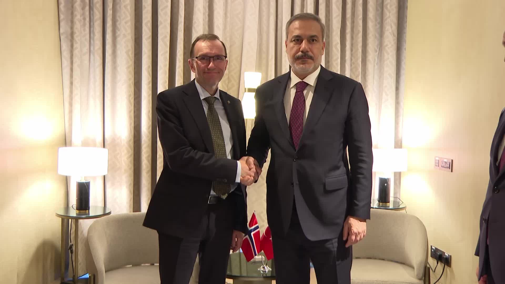 DIŞİŞLERİ BAKANI FİDAN, RİYAD'DA NORVEÇ DIŞİŞLERİ BAKANI İLE GÖRÜŞTÜ