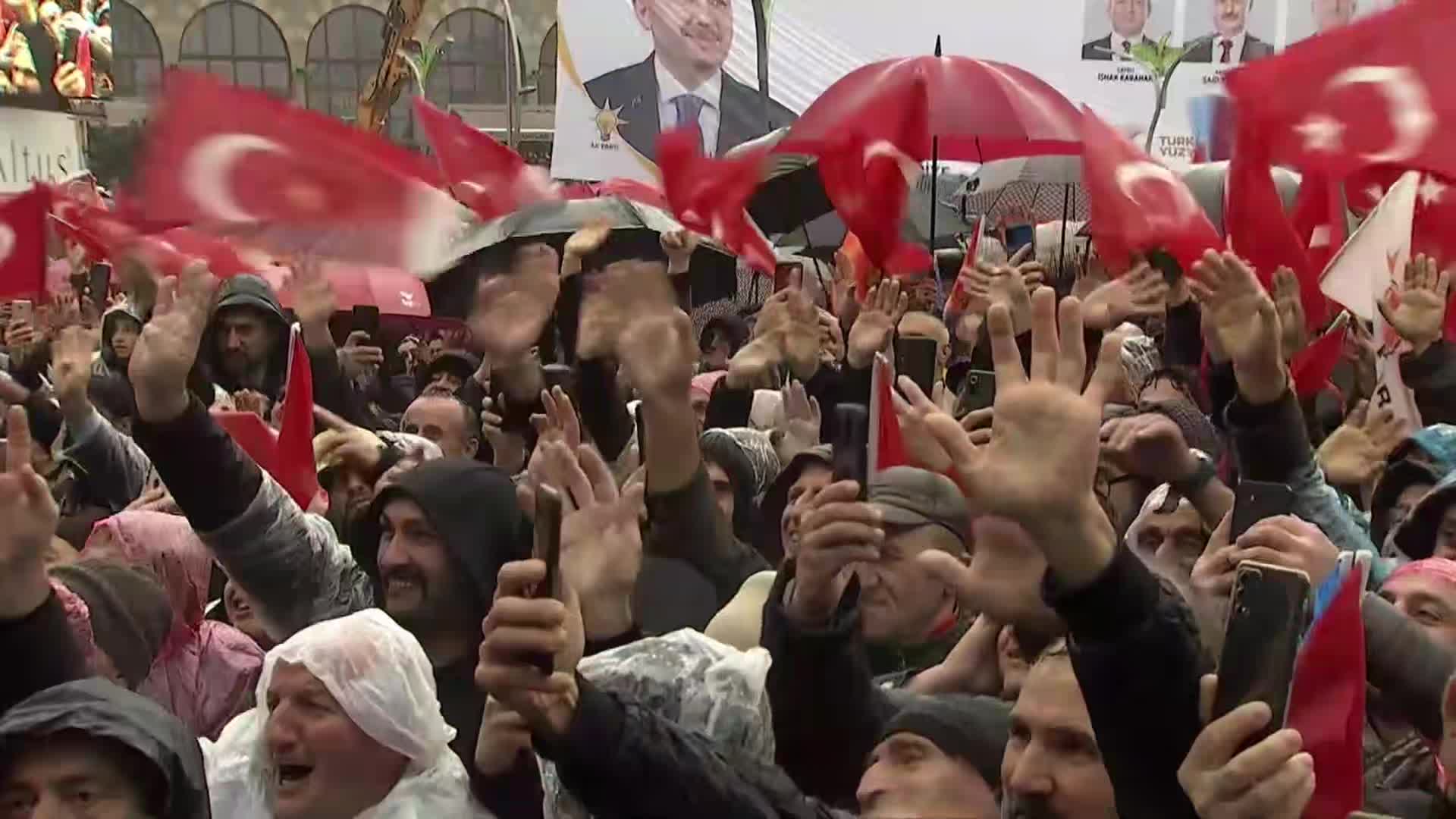 ERDOĞAN: "HAYAT PAHALILIĞI VE ENFLASYON BAŞTA OLMAK ÜZERE CANIMIZI ACITAN SIKINTILARIN MUHAKKAK ÜSTESİNDEN GELECEĞİZ"