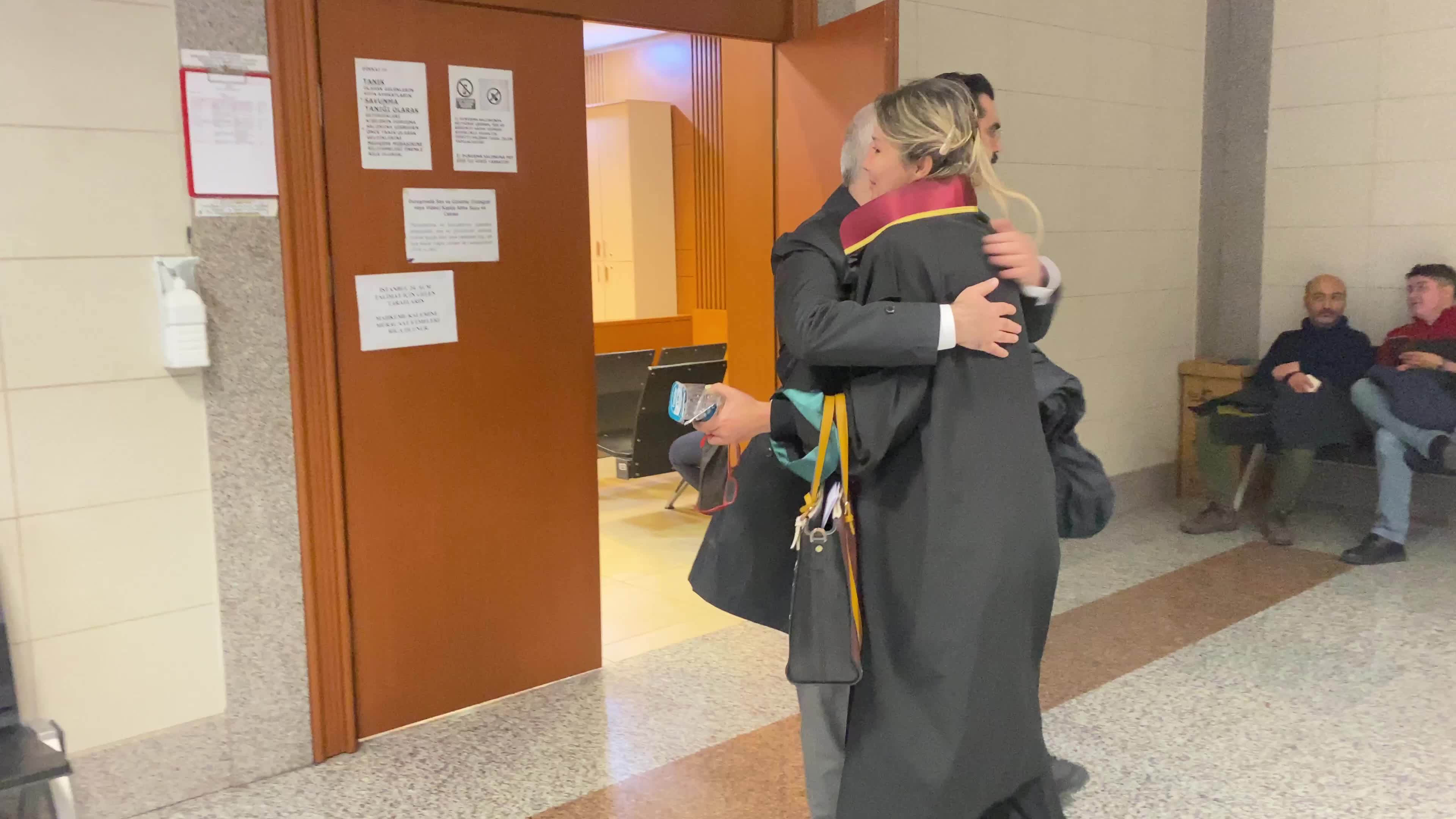 GAZETECİ İSMAİL SAYMAZ, "GEZİ PARKI DAVASI'NDAKİ AKP'Lİ HAKİMİN EŞİ FETÖ İTİRAFÇISIYMIŞ" YAZISIYLA İLGİLİ DAVADAN BERAAT ETTİ