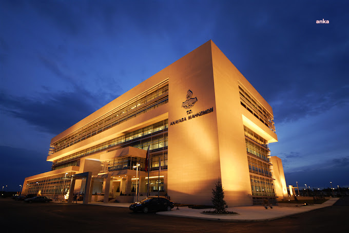 GÖREV SÜRESİ DOLAN ANAYASA MAHKEMESİ BAŞKANI ZÜHTÜ ARSLAN, KOLTUĞUNU 21 NİSAN'DA DEVREDECEK 