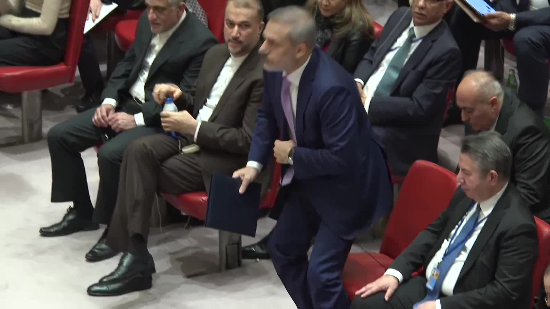 HAKAN FİDAN: "İSRAİL VE DESTEKÇİLERİNİ HALA BAŞARMA İMKÂNIMIZ VARKEN DİPLOMATİK ÇÖZÜMÜ ARAMAYA DAVET EDİYORUM"