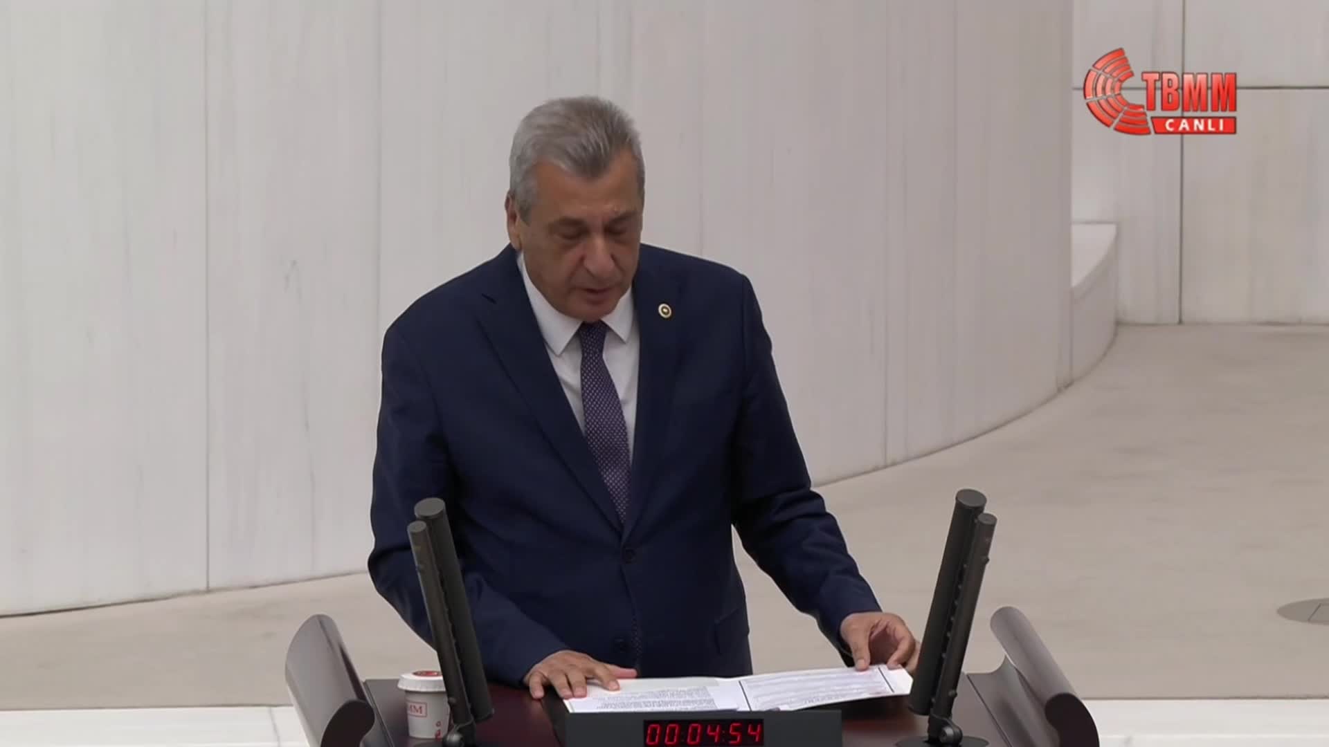 HASAN ÖZTÜRKMEN: "ADALET BAKANLIĞI SINAVINDA BİRİNCİ OLAN ADAYLAR MÜLAKATTA ELENMİŞ YERİNE SONUNCU OLANLAR YÜKSELTİLMİŞ"