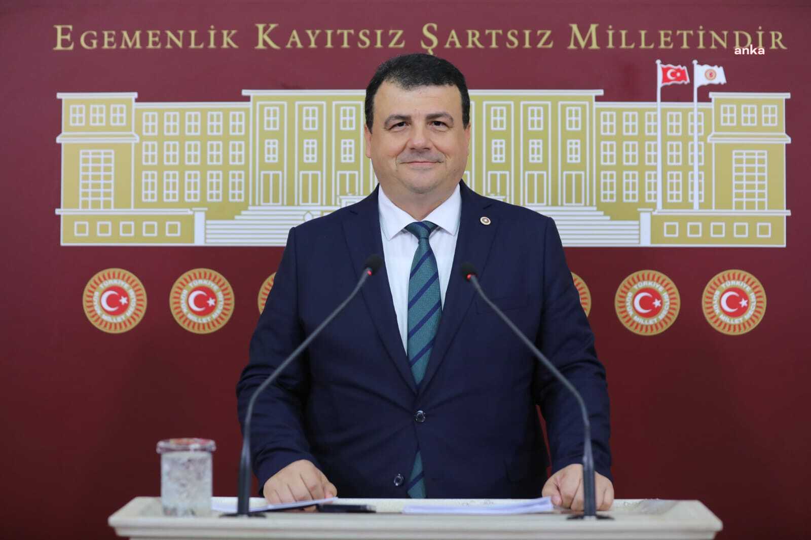 HASAN ÖZTÜRK’TEN BAKAN TEKİN’E: “İSTANBUL ÜNİVERSİTESİ’NE GİRİŞLERİN HERKESE AÇIK OLMASINDA YAŞANACAK HERHANGİ BİR OLUMSUZLUKTA SORUMLULUK KİMDEDİR”