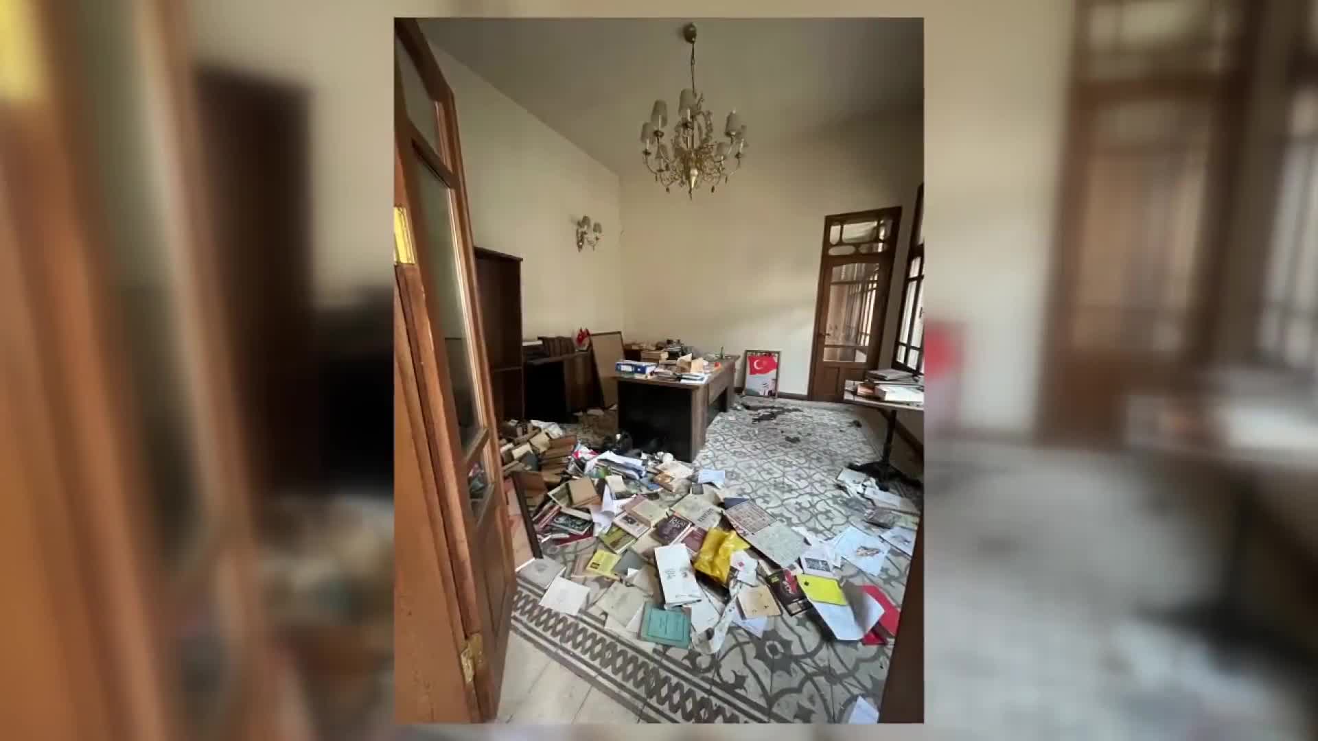 HATAY BÜYÜKŞEHİR BELEDİYESİ, ENKAZDAN ÇIKARILAN TARİHİ BELGELERİ TÜRK TARİH KURUMU’NA EMANET ETTİ