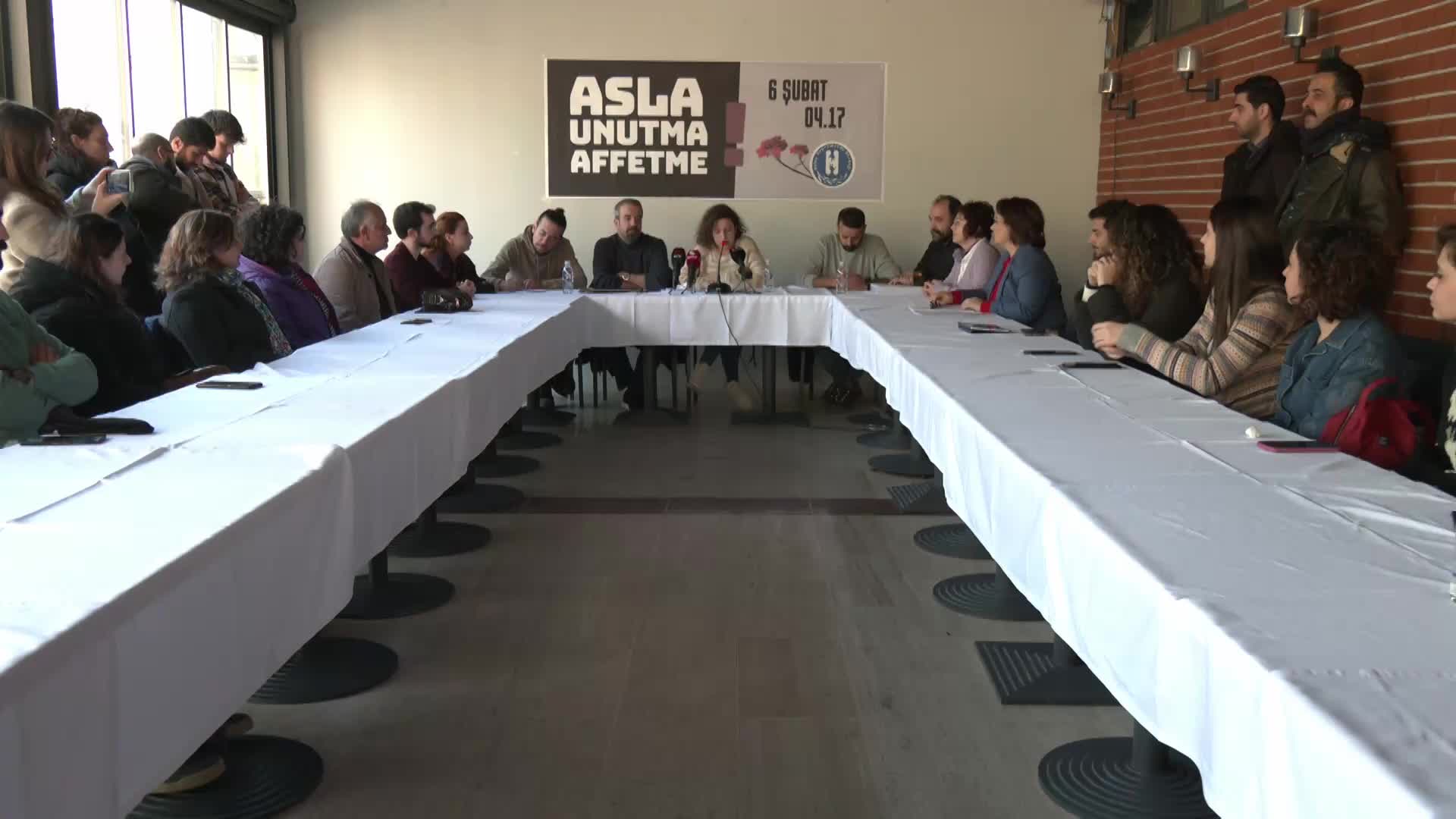 HATAY DEPREMZEDE DERNEĞİ: “HATAY'DA YIKIMIN EN AĞIR YAŞANDIĞI, ANTAKYA, DEFNE, SAMANDAĞ, KIRIKHAN, İSKENDERUN VE ARSUZ İLÇELERİ İÇİN ÖZEL AFET BÖLGESİ İLAN EDİLMESİNİ TALEP EDİYORUZ”