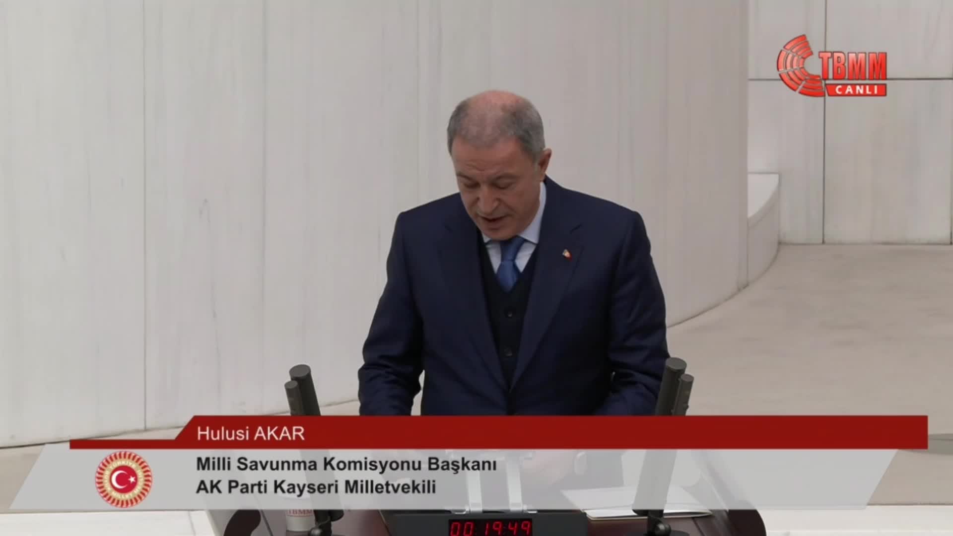 HULUSİ AKAR: "PKK VE YPG’YLE MÜCADELEMİZ TERÖRÜ YERİNDE, KAYNAĞINDA YOK ETMEK SURETİYLE DEVAM ETMEKTEDİR"