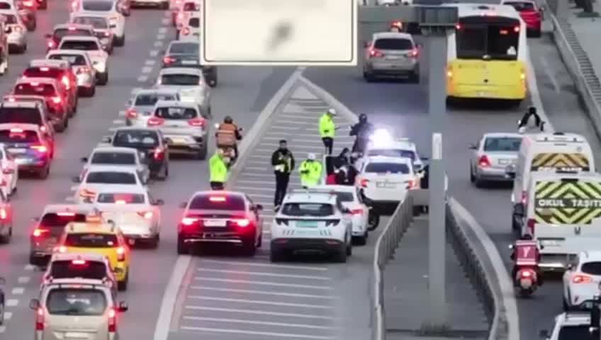 İÇİŞLERİ BAKANI ALİ YERLİKAYA: ÇAKAR LAMBA KULLANAN 807 SÜRÜCÜYE 5 MİLYON 196 BİN TL PARA CEZASI KESİLDİ