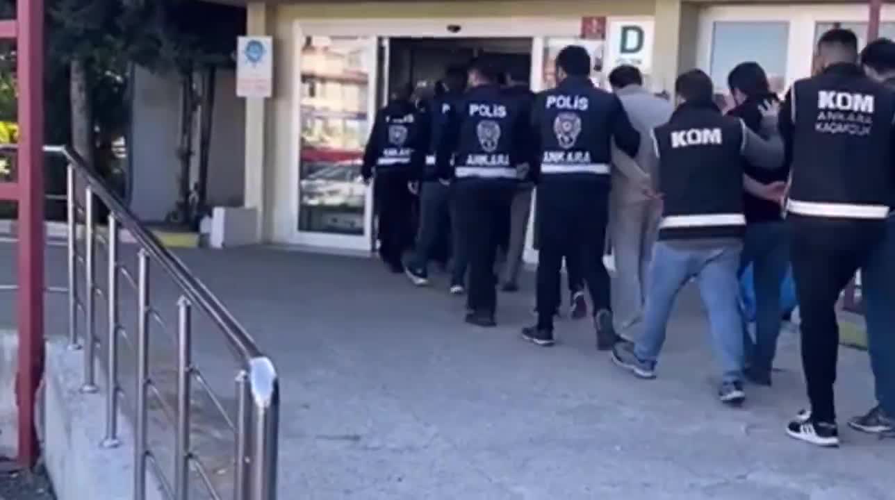 İÇİŞLERİ BAKANI YERLİKAYA: ''FETÖ OPERASYONUNDA, 62 İLDE 544 KİŞİ YAKALANDI''