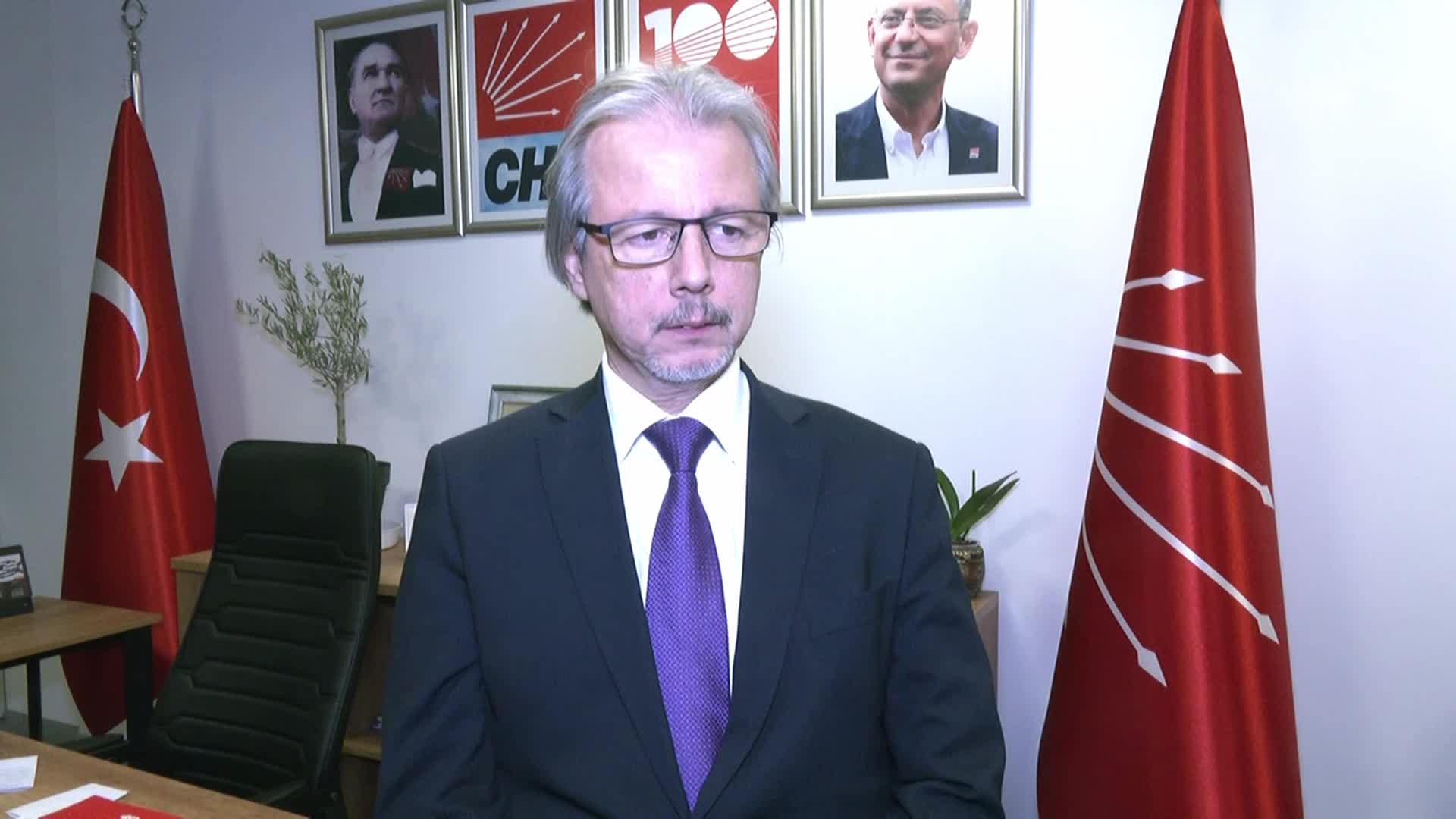 İLHAN UZGEL, ÖZEL-STEINMEIER GÖRÜŞMESİNİ DEĞERLENDİRDİ: "VATANDAŞLARIMIZ VİZE KONUSUNDA MAĞDUR. GENEL BAŞKANIMIZ, ALMAN CUMHURBAŞKANI'NDAN BU KONUDA İNİSİYATİF ALMASINI İSTEDİ"