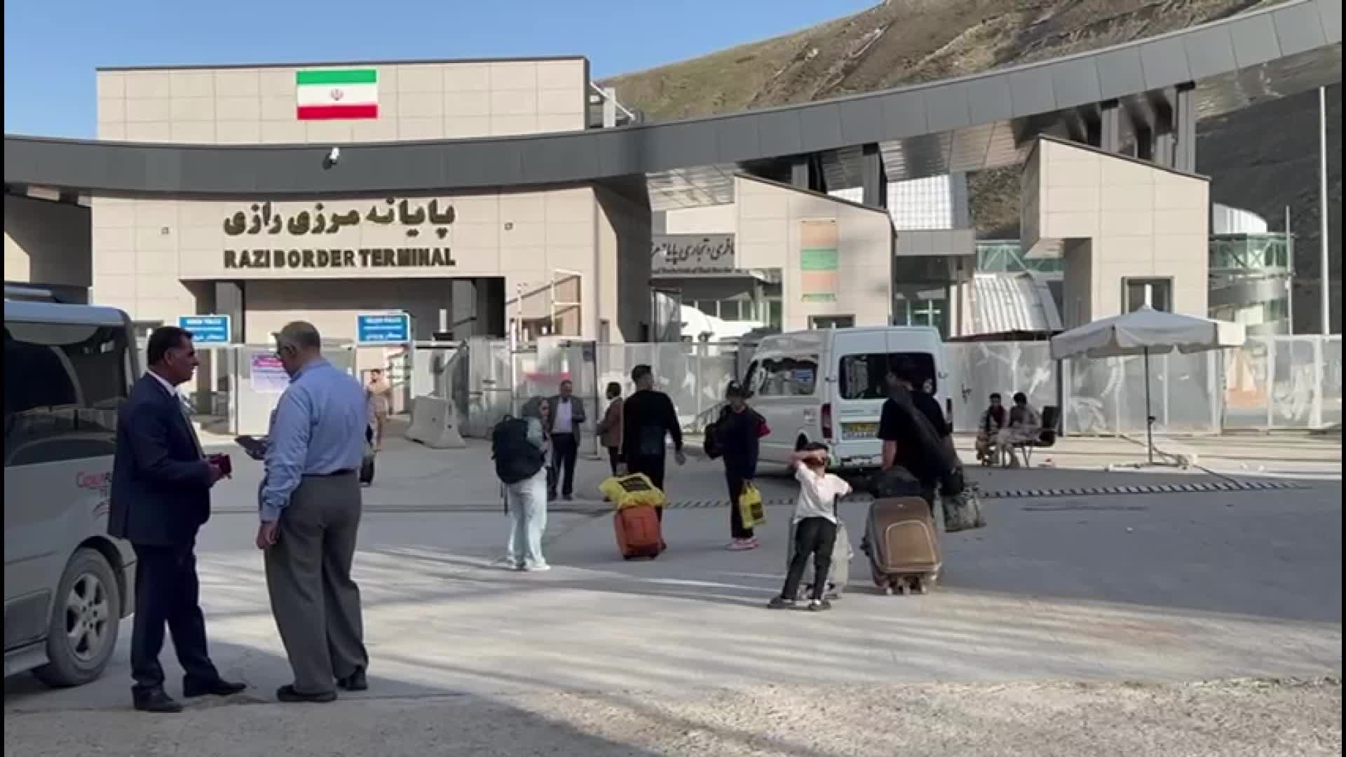 İRAN İŞ BAKANLIĞI ÇALIŞANI ŞERİF NEKİZADE: “İSRAİL’E DİYORUZ Kİ SALTANATIN BİTTİ, VURDUK VE GÜCÜMÜZÜ GÖSTERDİK”