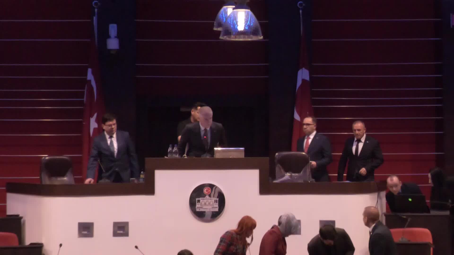 İSTANBUL VALİSİ GÜL, İL ASAYİŞ VE KOORDİNASYON KURULU TOPLANTILARINA BAŞKANLIK ETTİ