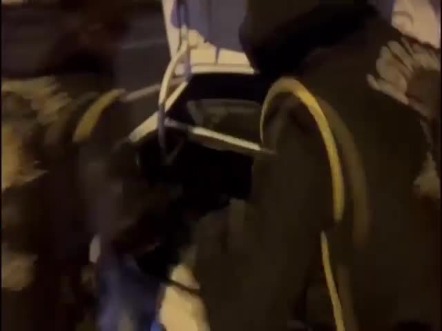 İSTANBUL'DA ÇOK SAYIDA SİLAH VE SİLAH YAPIMINDA KULLANILAN MALZEME ELE GEÇİRİLDİ