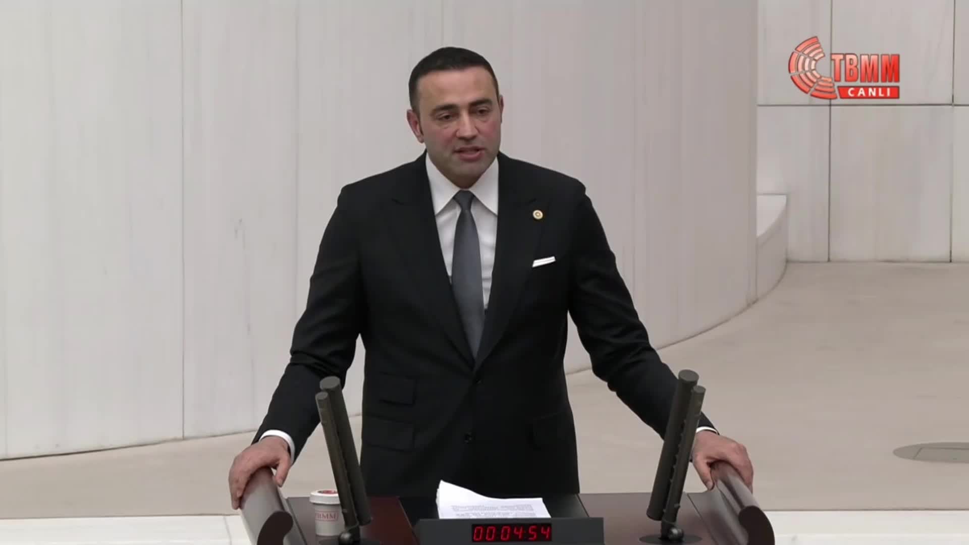 İYİ PARTİ'NİN "DEPREMDE KAYBOLAN ÇOCUKLAR ARAŞTIRILSIN" ÖNERİSİ AKP VE MHP'Lİ MİLLETVEKİLLERİNİN OYLARIYLA REDDEDİLDİ