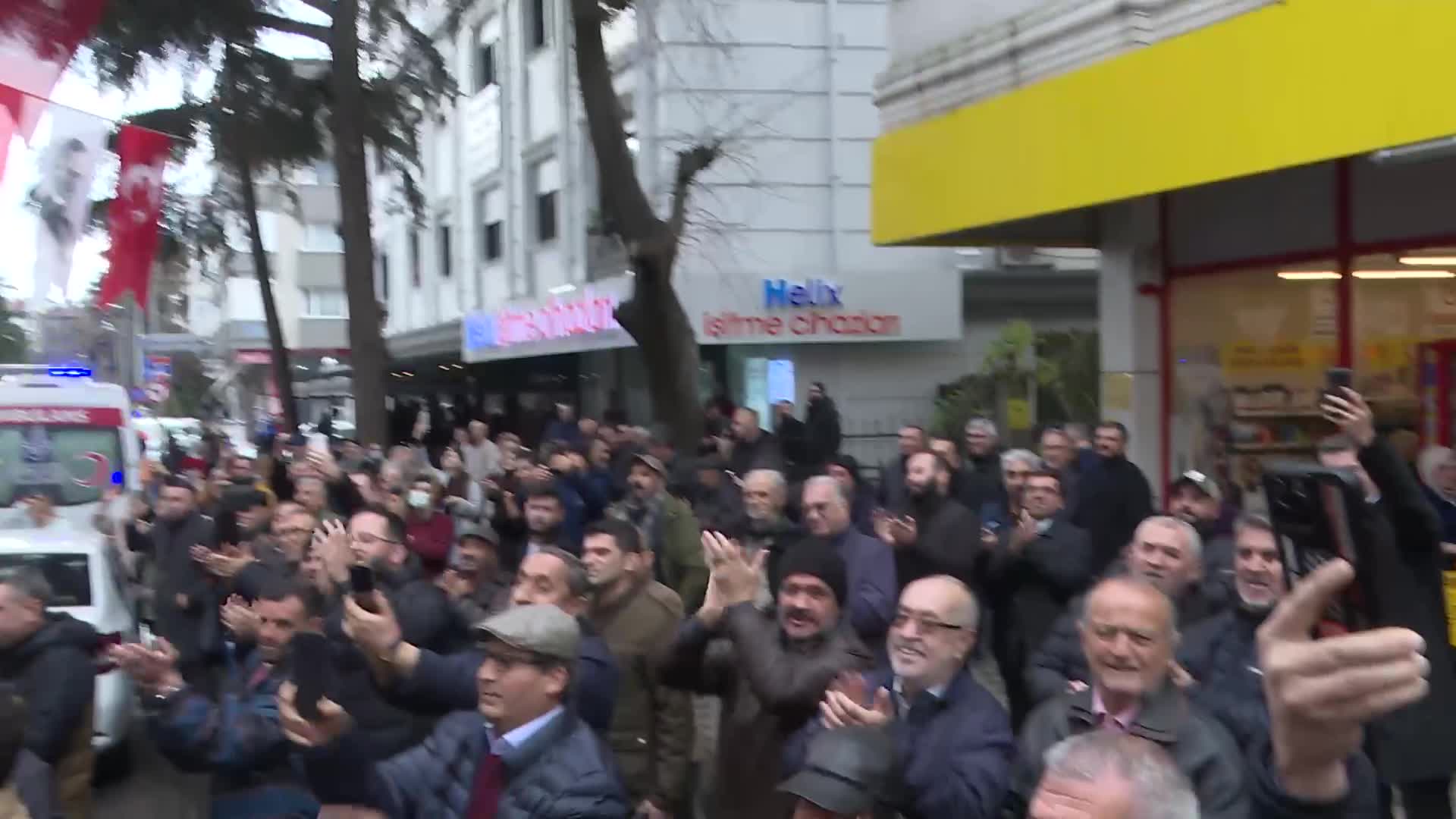 KENT LOKANTASI AÇILIŞINDA KONUŞAN İMAMOĞLU: "BİR AVUÇ İNSANIN İHTİYAÇLARI  İÇİN DEĞİL, MİLLETİMİZ İÇİN UĞRAŞACAĞIZ"