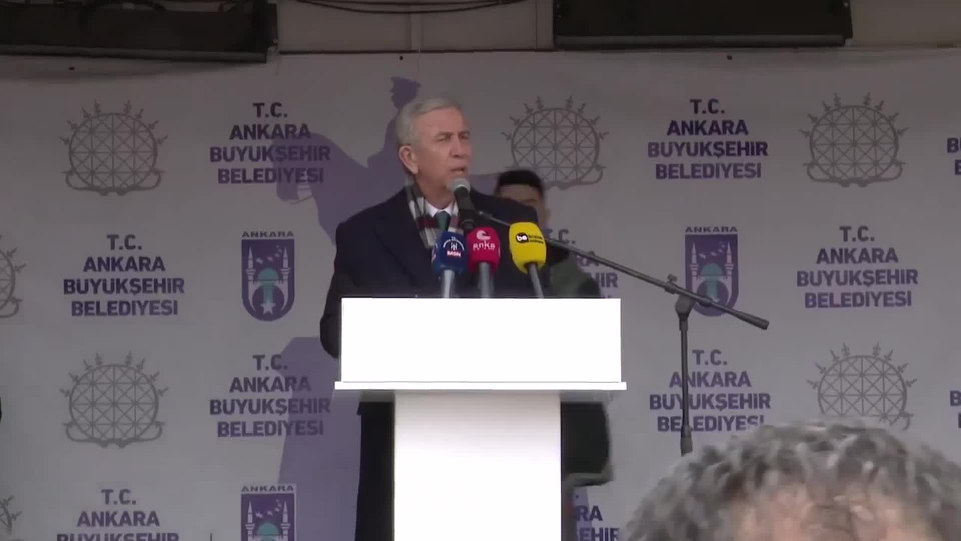 MANSUR YAVAŞ: "KAYBEDECEĞİNİ ANLAYANLAR YİNE BİRTAKIM İFTİRA VE ÇAMURLARLA ORTAYA ÇIKTILAR. FİKRİMİZ ŞUDUR; ÇAMUR ATANIN ELİNE BULAŞIR"