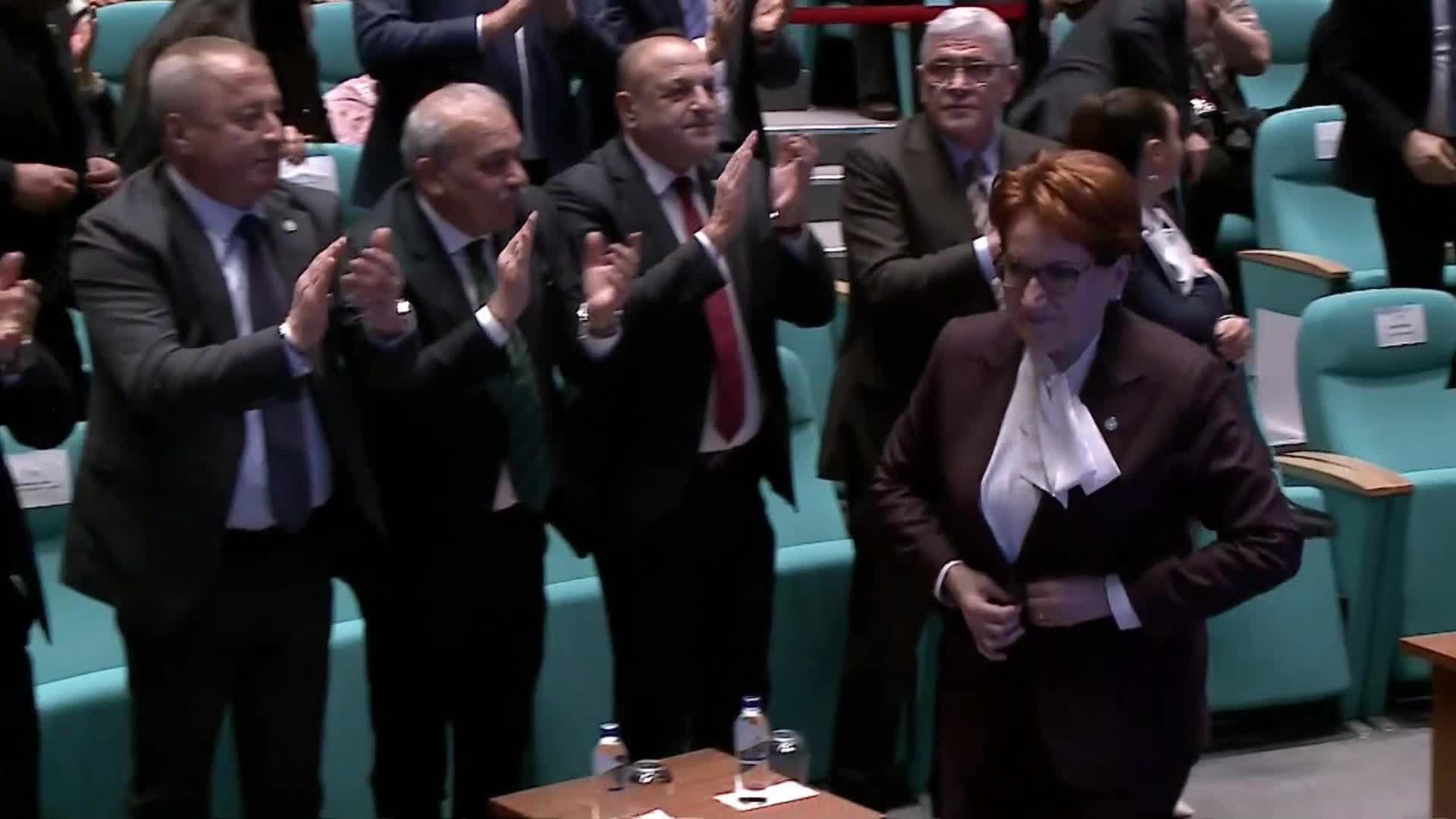 MERAL AKŞENER, İZMİR'DE ADAY TANITIM VE PROJE LANSMAN TOPLANTISI'NDA KONUŞTU:“BİRİNE GÖRE GAVUR İZMİR'SİN, ÖBÜRÜNE GÖRE MECBUR İZMİR’SİN…  İKİSİNE DE ‘HADİ ORADAN BE!’ DİYORUZ!”
