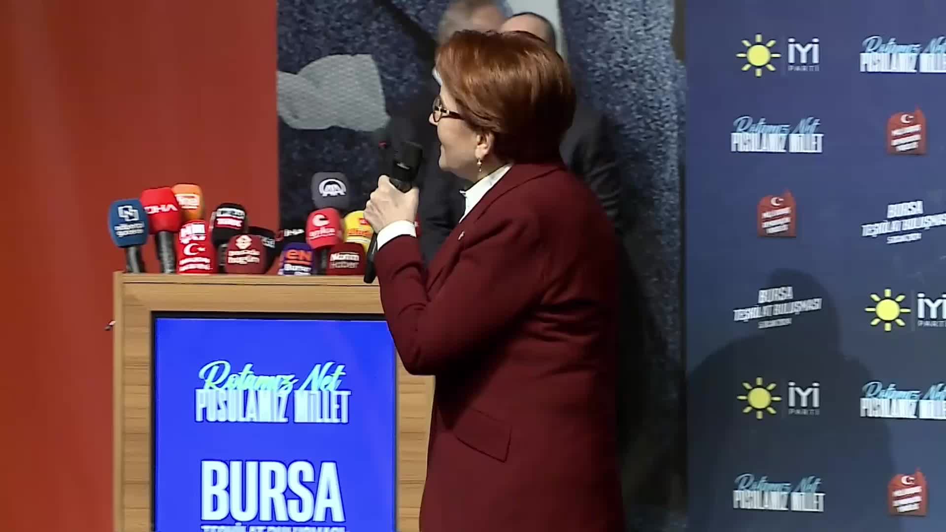 MERAL AKŞENER: "2010'DAKİ ANAYASA DEĞİŞİKLİĞİ YAPILMASAYDI TÜRKİYE 15 TEMMUZ'U YAŞAMAZDI"