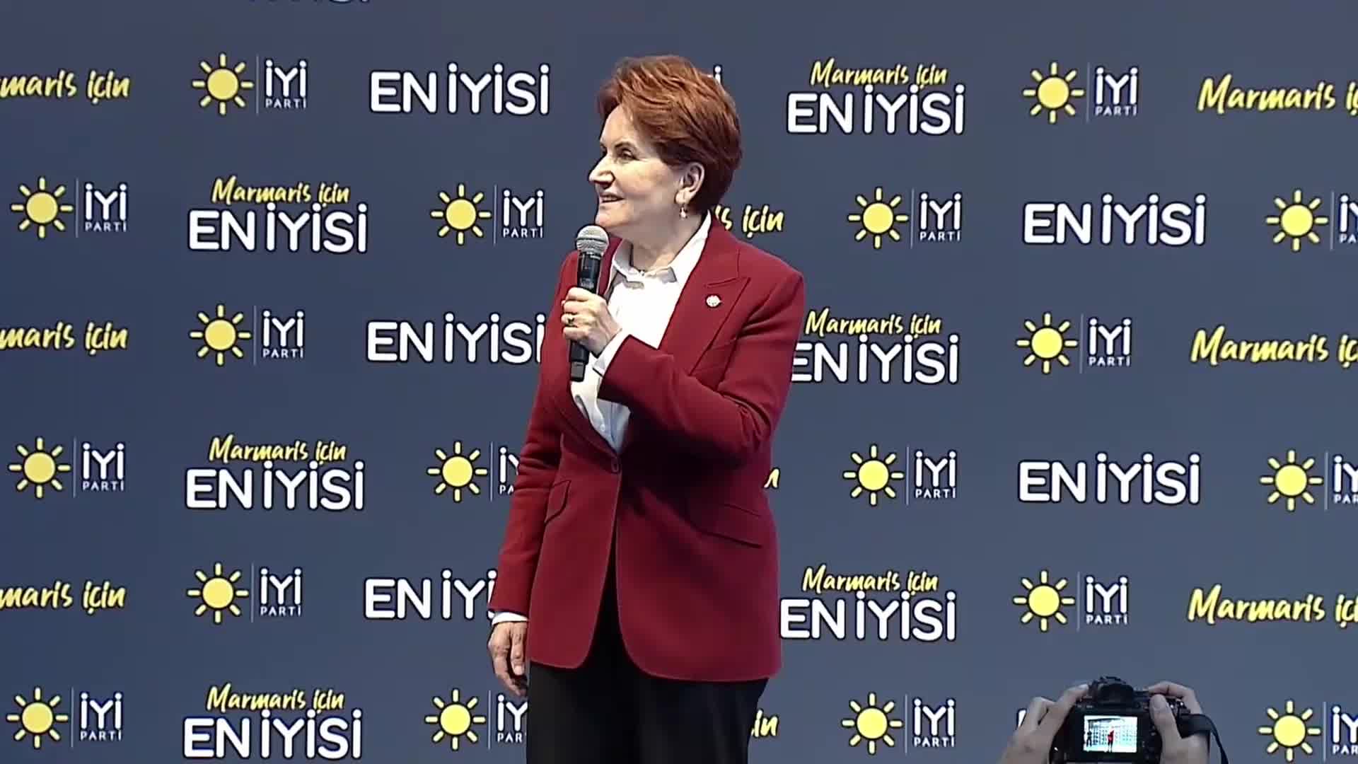 MERAL AKŞENER: “SİZE KİM, NASIL DÜRÜSTÇE HİZMET EDECEKSE ONU SEÇİN”