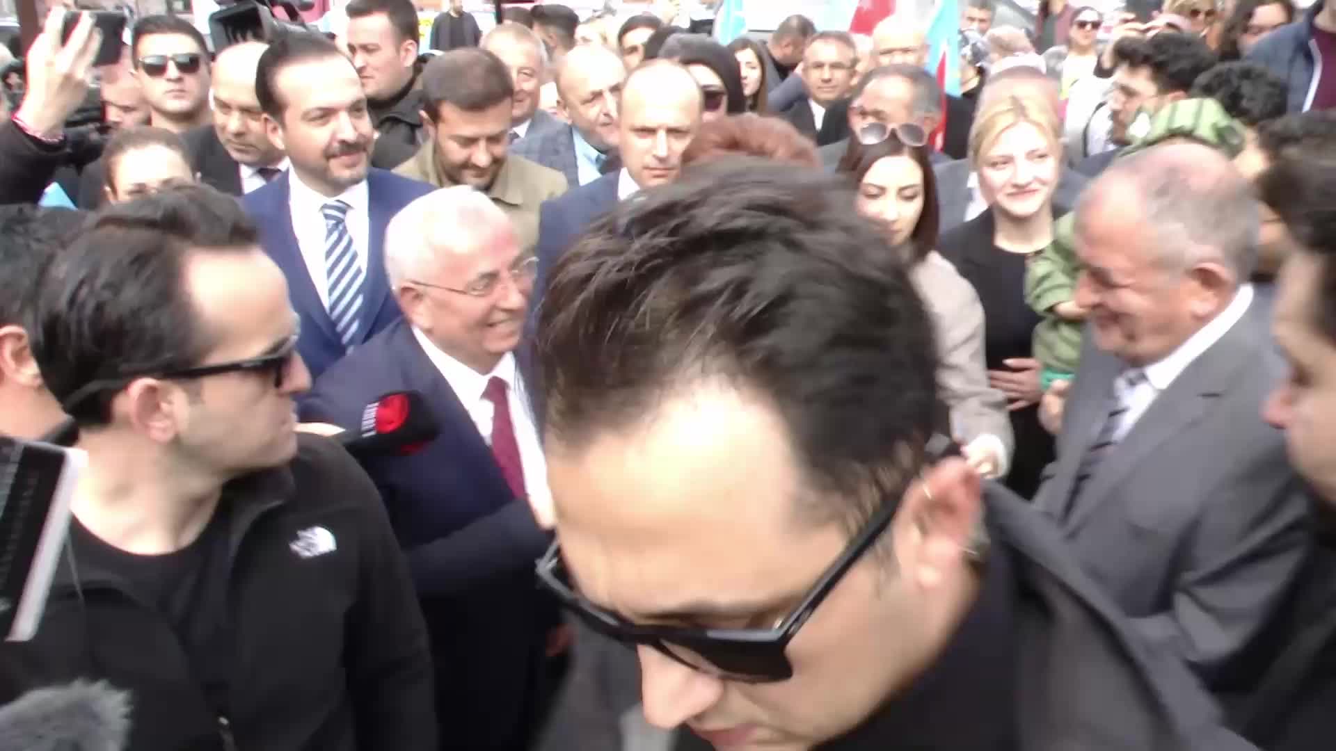 MERAL AKŞENER: “SURİYELİLERE PARA VAR AMA EMEKLİLERE PARA BULUNAMIYOR.  EMEKLİLERİMİZİ İKTİDARI CEZALANDIRMAYA DAVET EDİYORUZ"