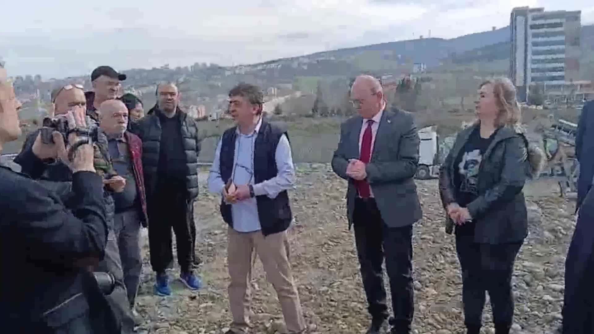 MERT IRMAĞI'NIN YAKININDA SÜREN BETON ÜRETİM SANTRALİ İNŞAATINA TEPKİ GÖSTEREN SAMÇEP SÖZCÜSÜ ADNAN KORKMAZ: "DOĞAYA, İNSANA, ÇEVREYE ZARARLI BİR YATIRIM"