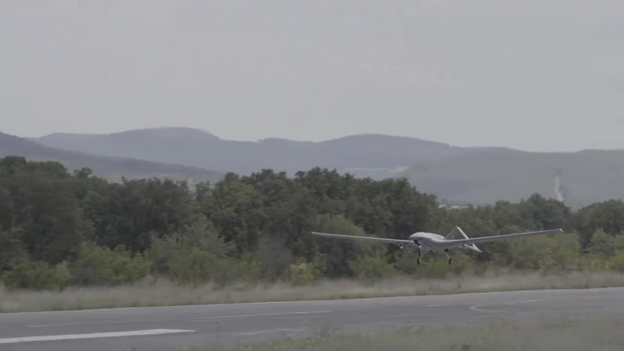 MİLLİ SAVUNMA BAKANLIĞI: ''32 PKK'LI TERÖRİST ETKİSİZ HALE GETİRİLDİ'' 