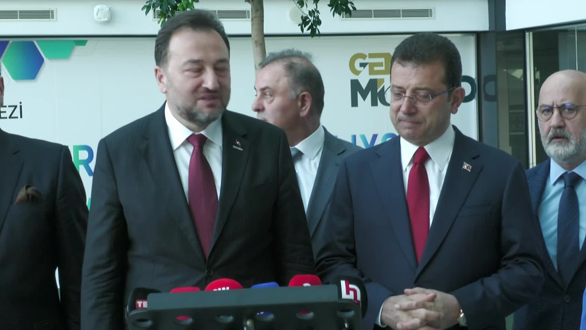 MÜSİAD BAŞKANI’NI ZİYARET EDEN İMAMOĞLU: “TEK BAŞINA HİÇBİR KURUM, HİÇBİR KİŞİ, HİÇBİR  OLUŞUM ÇOK FAZLA BİLGİYE SAHİP OLDUĞUNU İDDİA EDEMEZ”