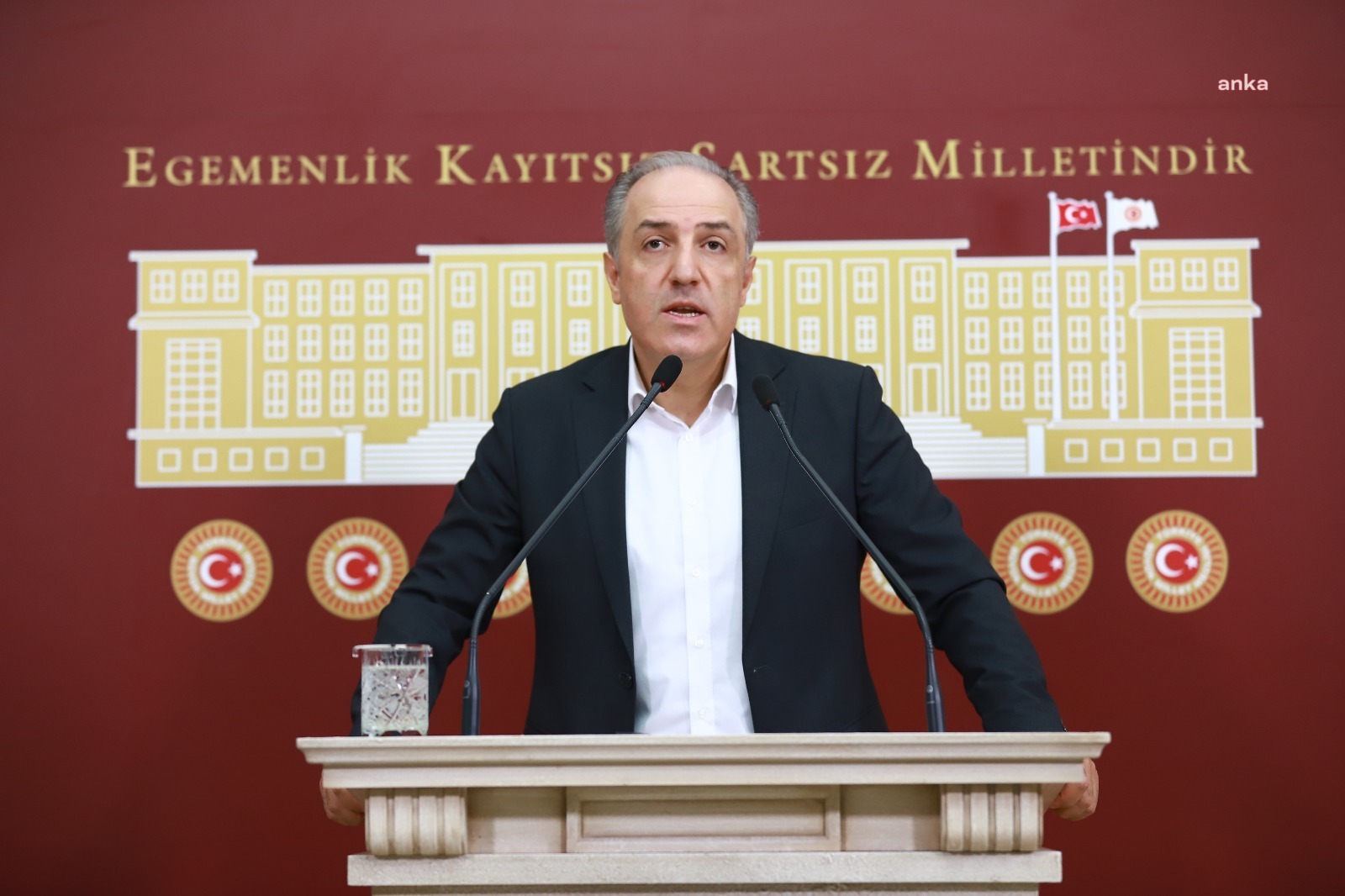 MUSTAFA YENEROĞLU’NDAN ANADOLU ALİMLER BİRLİĞİ’NE TEPKİ: "BU GRUBUN GÜNLÜK SİYASETİN ALETİ OLMUŞ UTANÇ VERİCİ HALİNE ÜZÜLMEMEK ELDE DEĞİL"