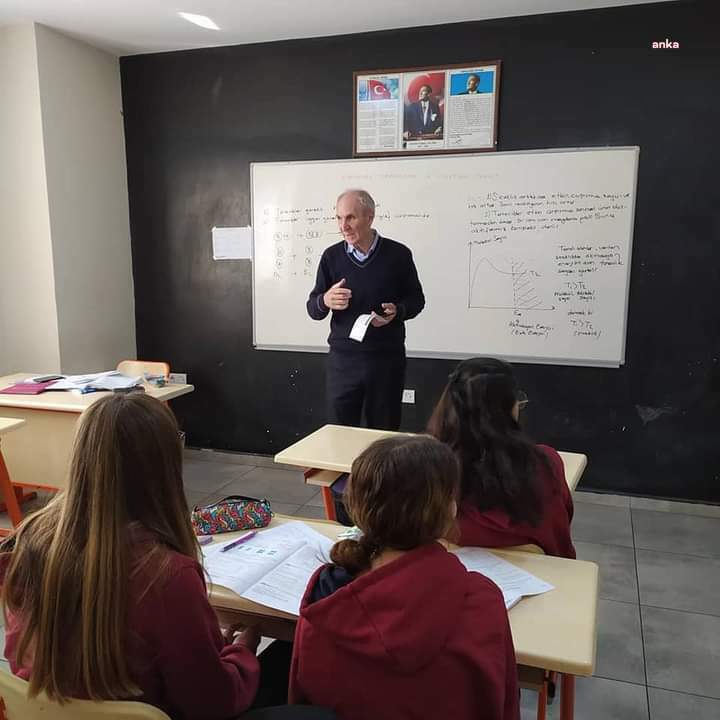 ODASINDA VURULAN OKUL MÜDÜRÜ YAŞAMINI YİTİRDİ