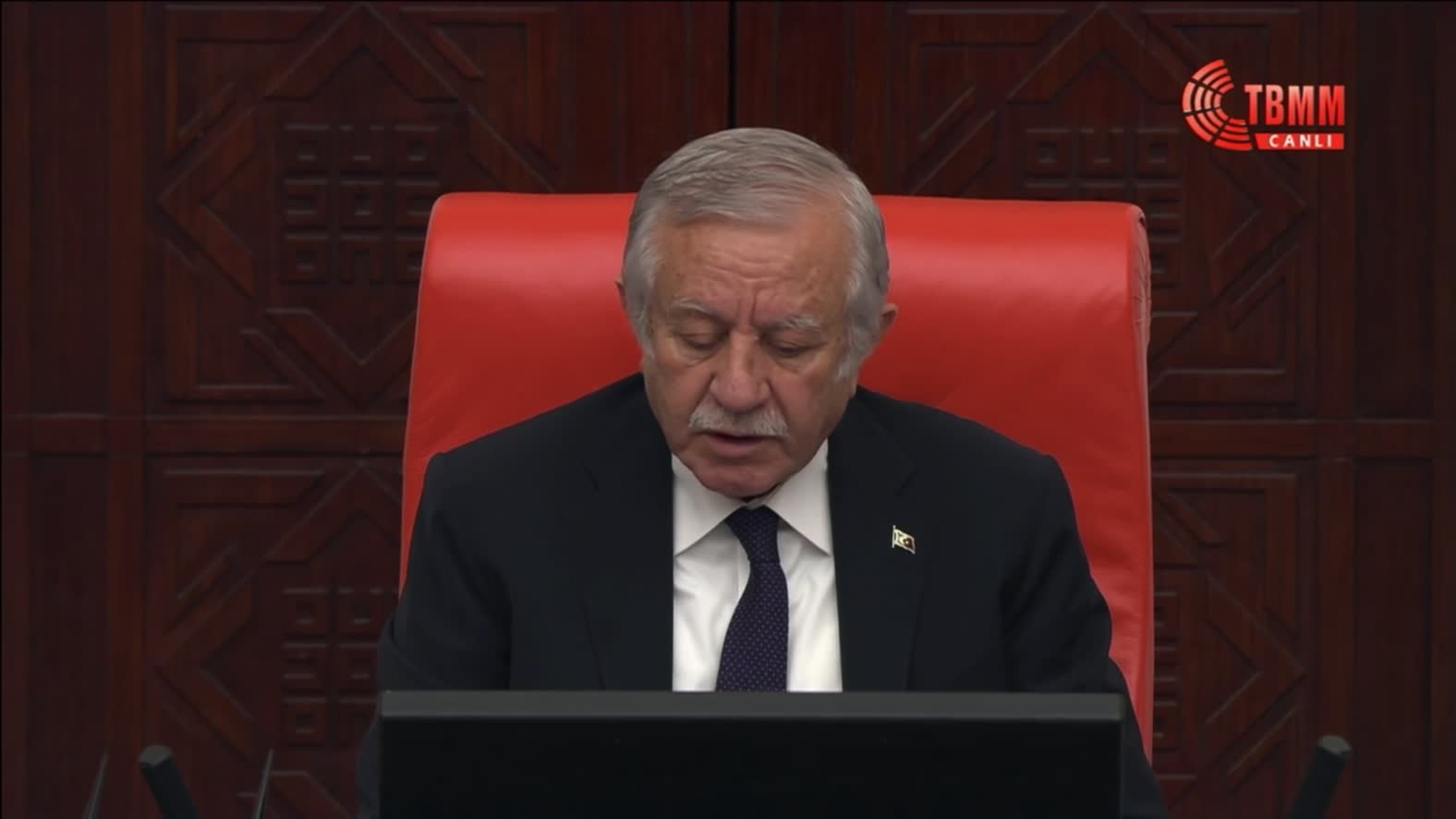 OĞUZ KAAN SALICI: "NATO’NUN YENİ ÜYELERİN KATILIMIYLA GENİŞLEME POLİTİKASINI DESTEKLİYORUZ"