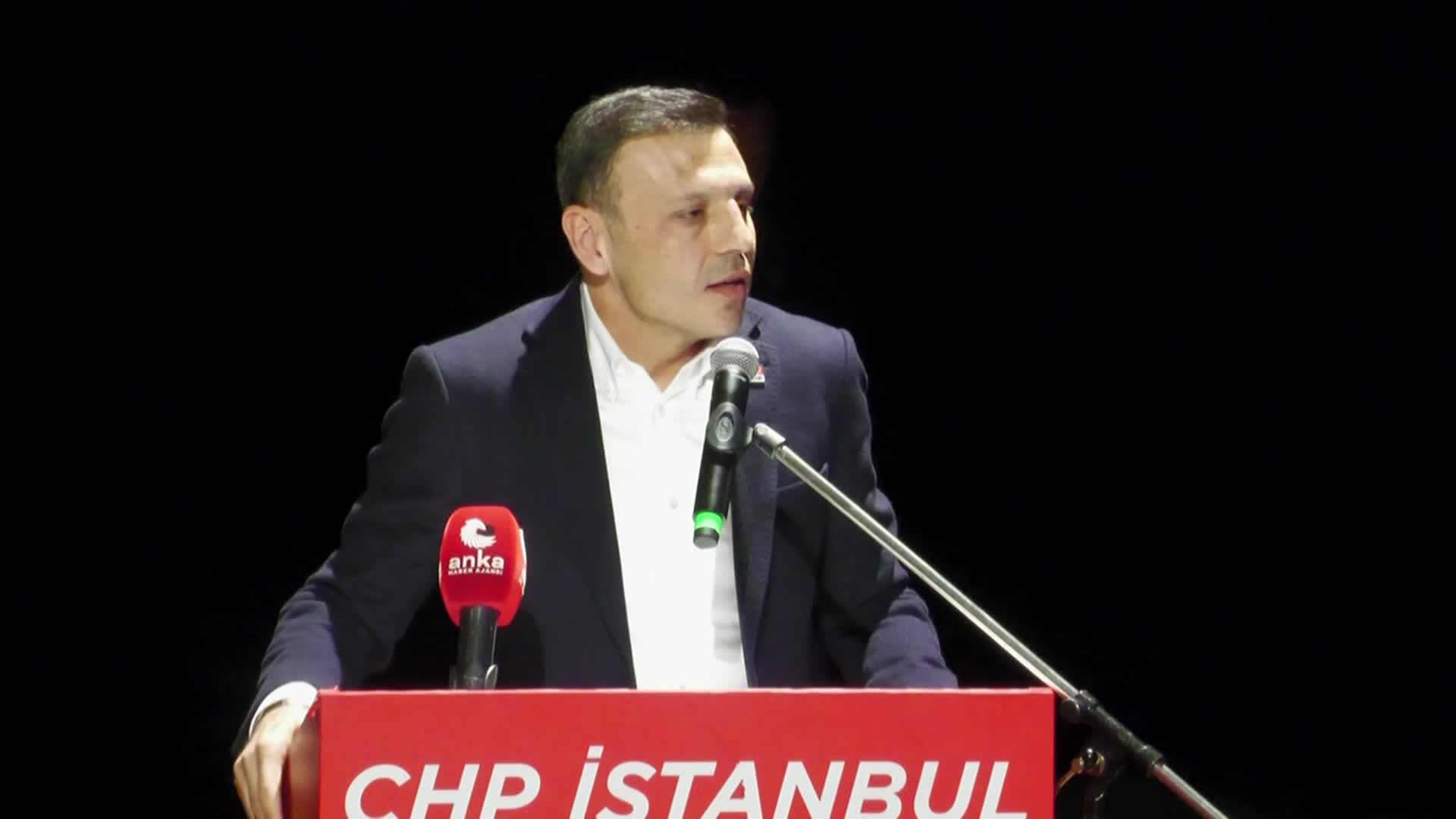 ÖZGÜR ÇELİK'TEN EMEKLİLERE: “YEREL SEÇİM VE 2028’DE, ZENGİNİ DAHA ZENGİN YAPAN YÖNETİMİ HEP BİRLİKTE DEĞİŞTİRMEK ZORUNDAYIZ”