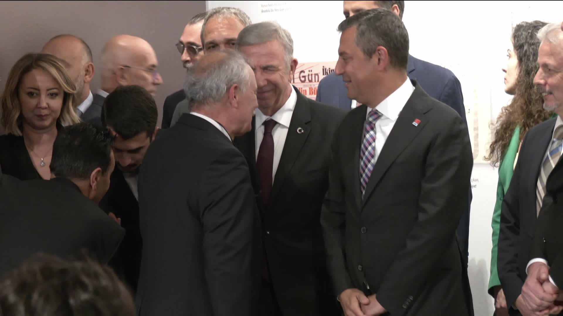 ÖZGÜR ÖZEL: "ATANAMAYAN ÖĞRETMENLERİ, MÜLAKAT MAĞDURLARINI, ÇAĞDAŞ EĞİTİM TALEP EDENLERİ 18 MAYIS'TA SARAÇHANE MEYDANI'NA BEKLİYORUZ"