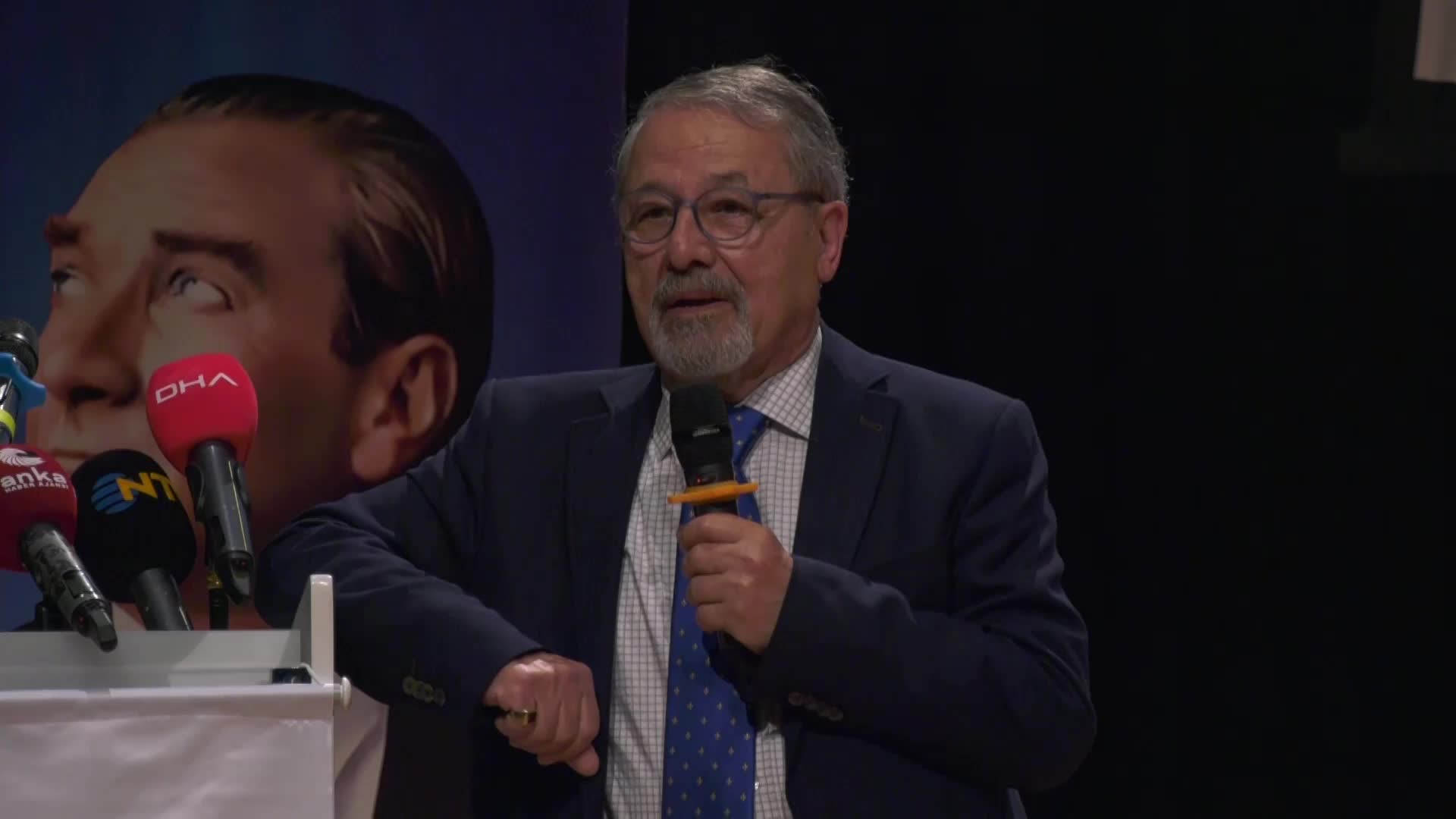 Prof. Dr. Naci Görür: "Marmara Bölgesi'nde deprem olur, depremin çarkları durursa Türkiye diz üstü çöker"