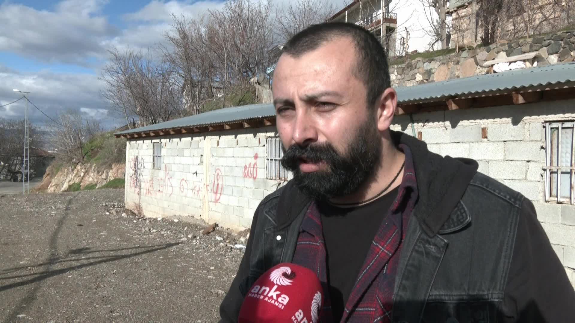 SAATLER GEÇİYOR, MADEN ALTINDA ÜMİTLER TÜKENİYOR... GÖÇÜK ALTINDAKİ UĞUR YILDIZ'IN KUZENİ: "BİZ İSTERDİK Kİ BURADAN ÇIKARIP KUTLAMALARLA GÖTÜRELİM"